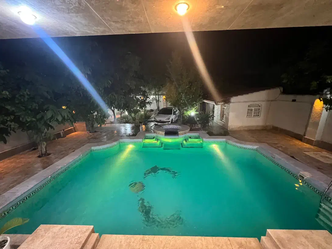 ویلا گل یخ کردان استخر آبگرم مستقیم از مالک|اجارهٔ کوتاهمدت ویلا و باغ|کرج, فاز ۲ مهرشهر|دیوار