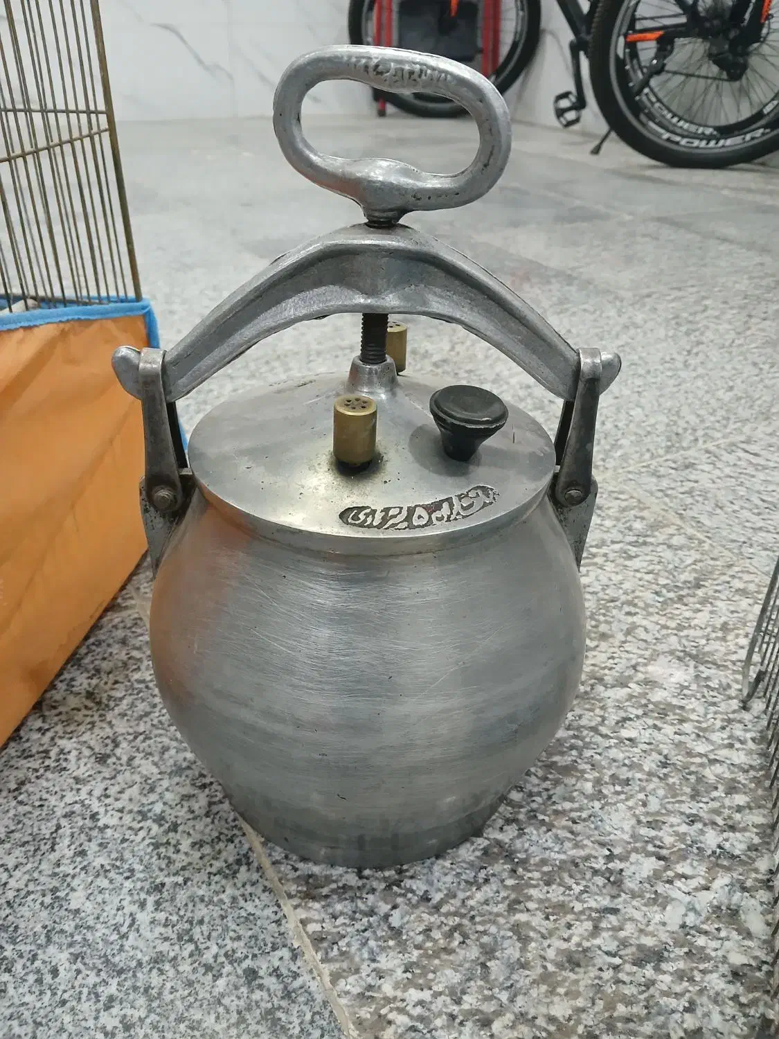 زودپز وصندلی|جاکفشی، کمد، دراور|ابهر, |دیوار