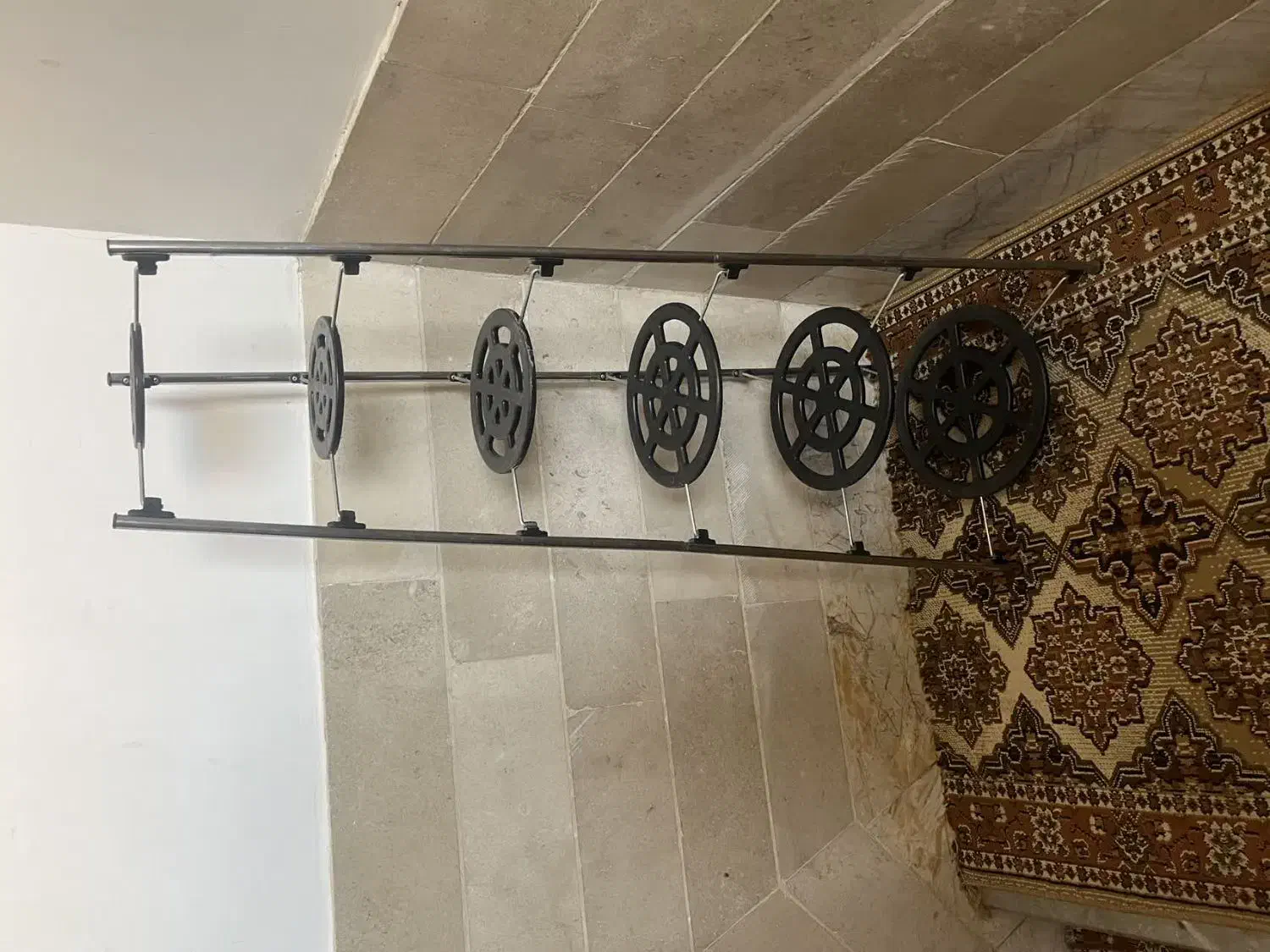 پایه قابلمه|آبچکان و نظمدهنده ظروف|کاشان, کارگر|دیوار