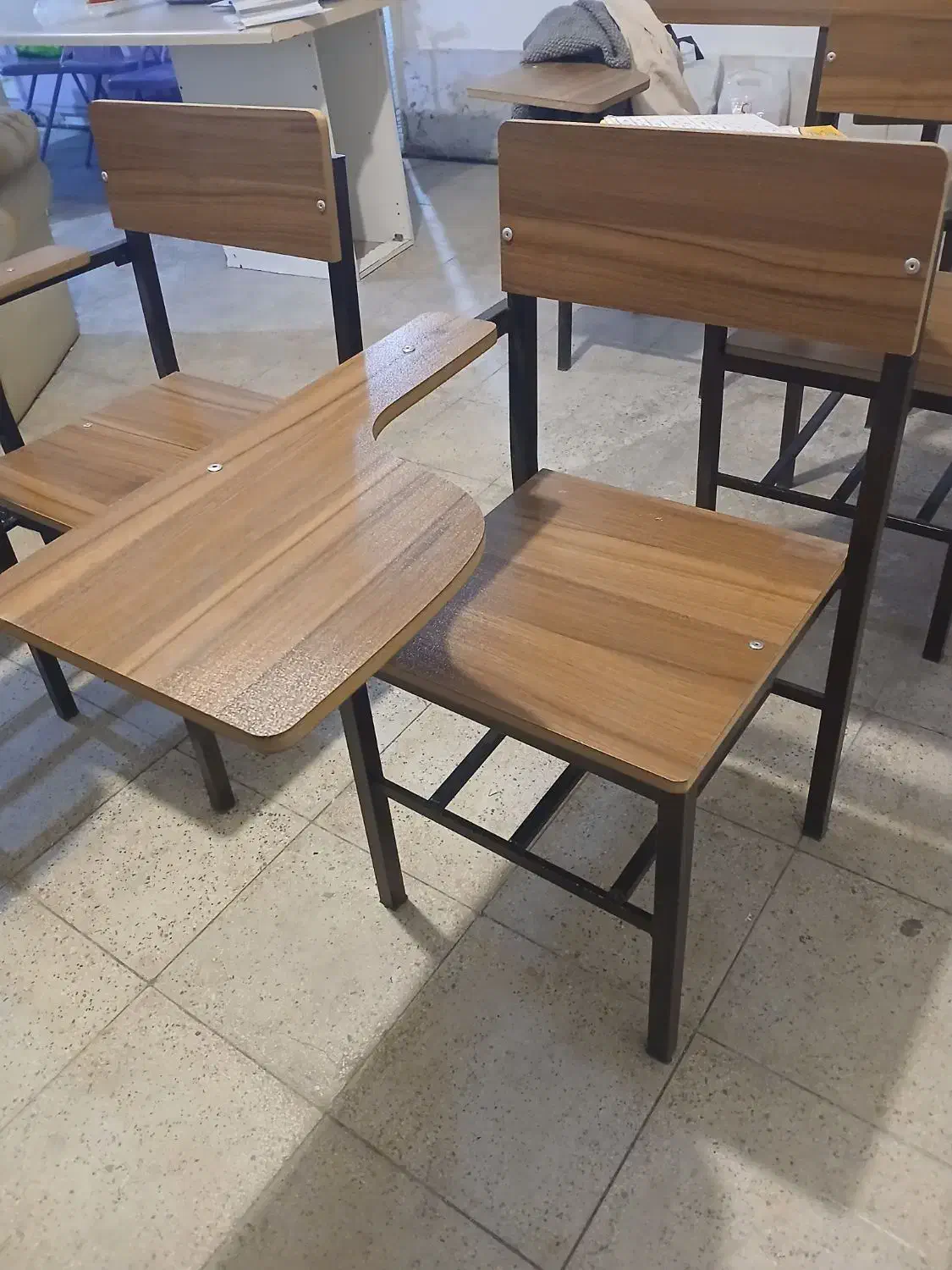 تعدادی صندلی دانشجویی|دفتر کار|لواسان, |دیوار