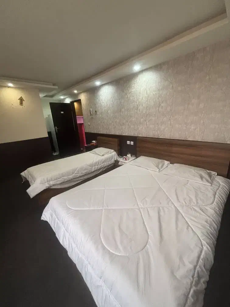 اجاره سوئیت دارای حمام سرویس و کافی شاپ رستوران|اجارهٔ کوتاهمدت آپارتمان و سوئیت|شیراز, زند|دیوار