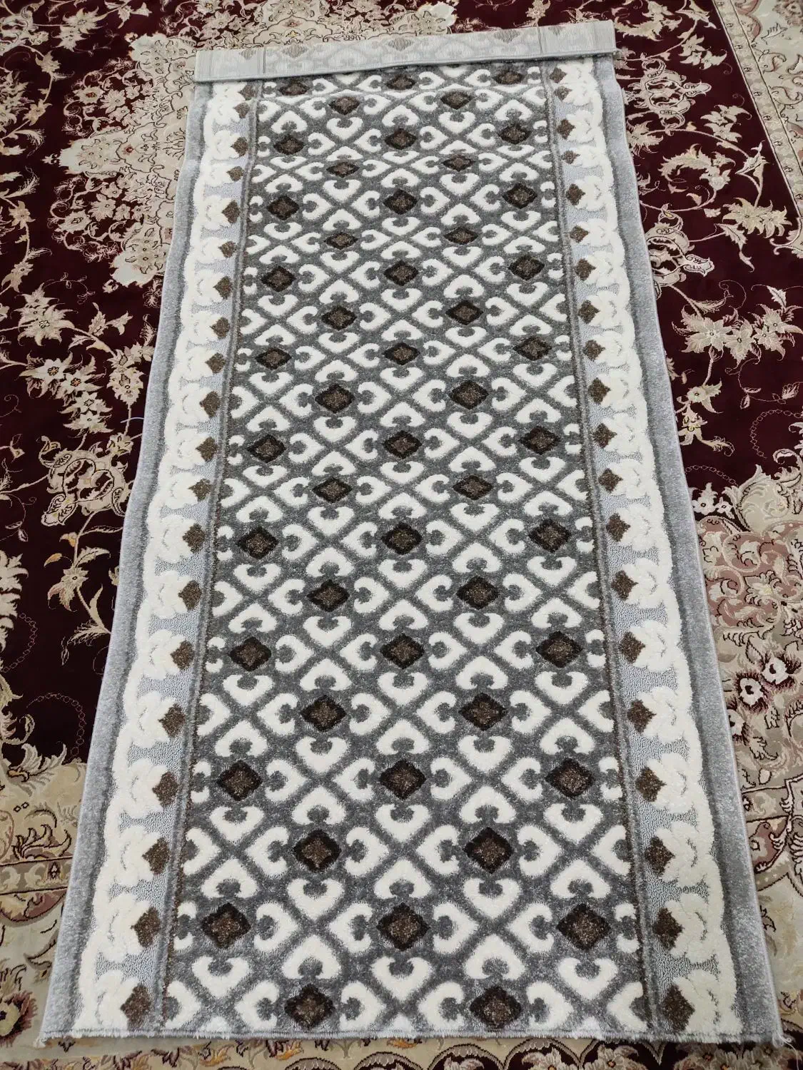 کناری نو نو|فرش|خرمشهر, |دیوار