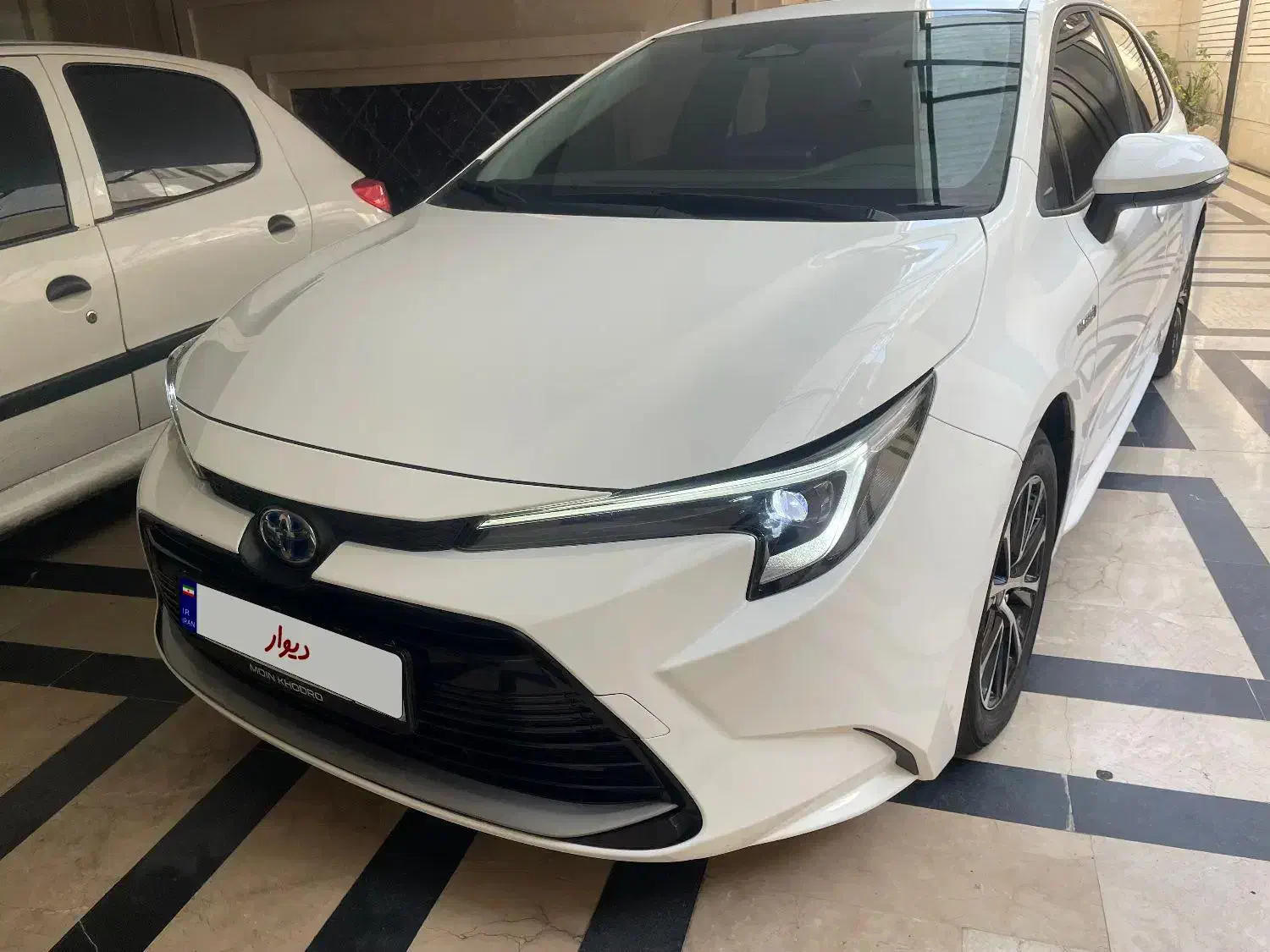 تویوتا ۲۰۲۴ هیبرید۱۸۰۰|خودرو سواری و وانت|تهران, دهم فروردین|دیوار