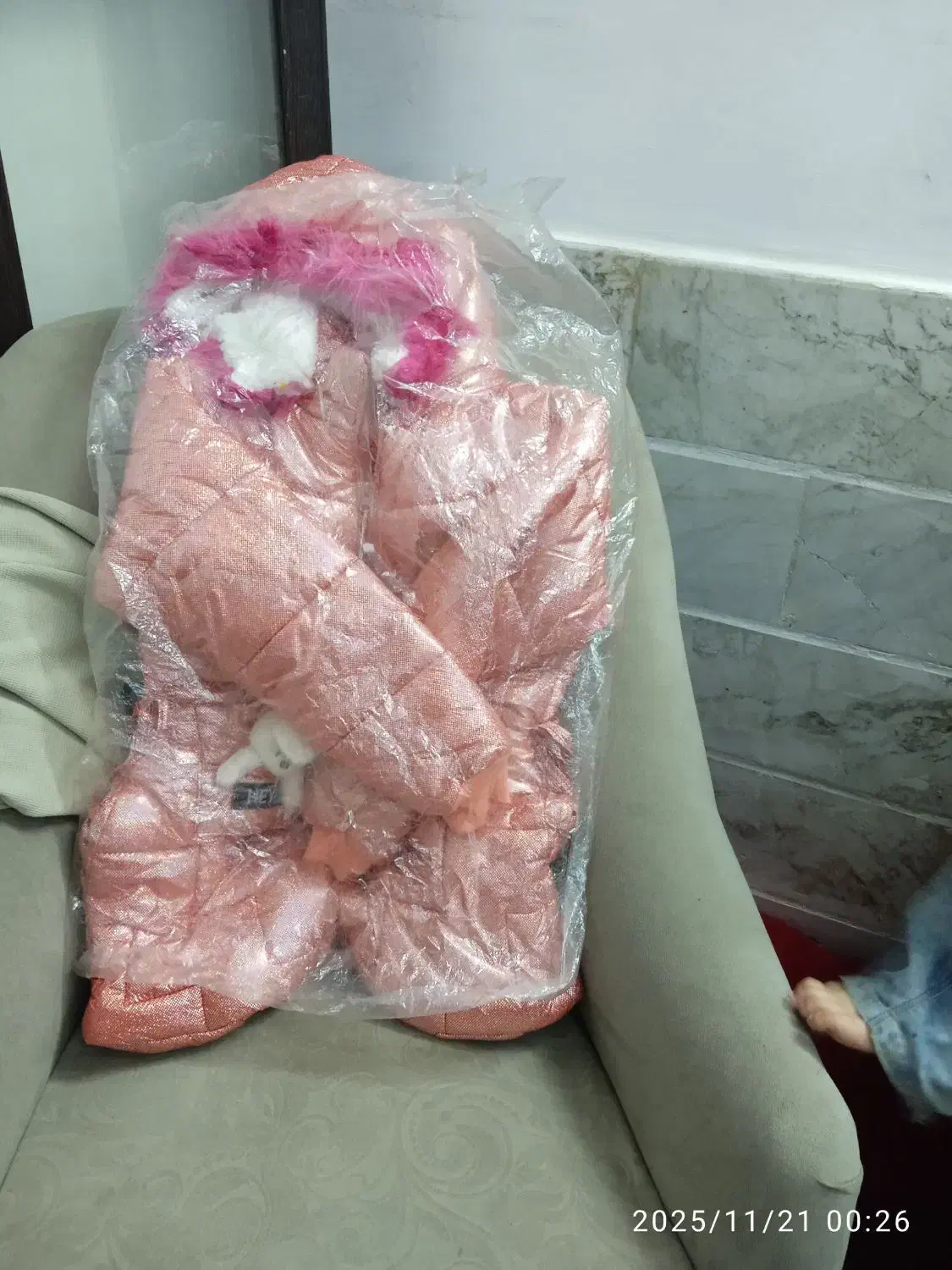 کاپشن دخترانه مناسب 6تا 8سال|کفش و لباس بچه|باقرشهر, |دیوار