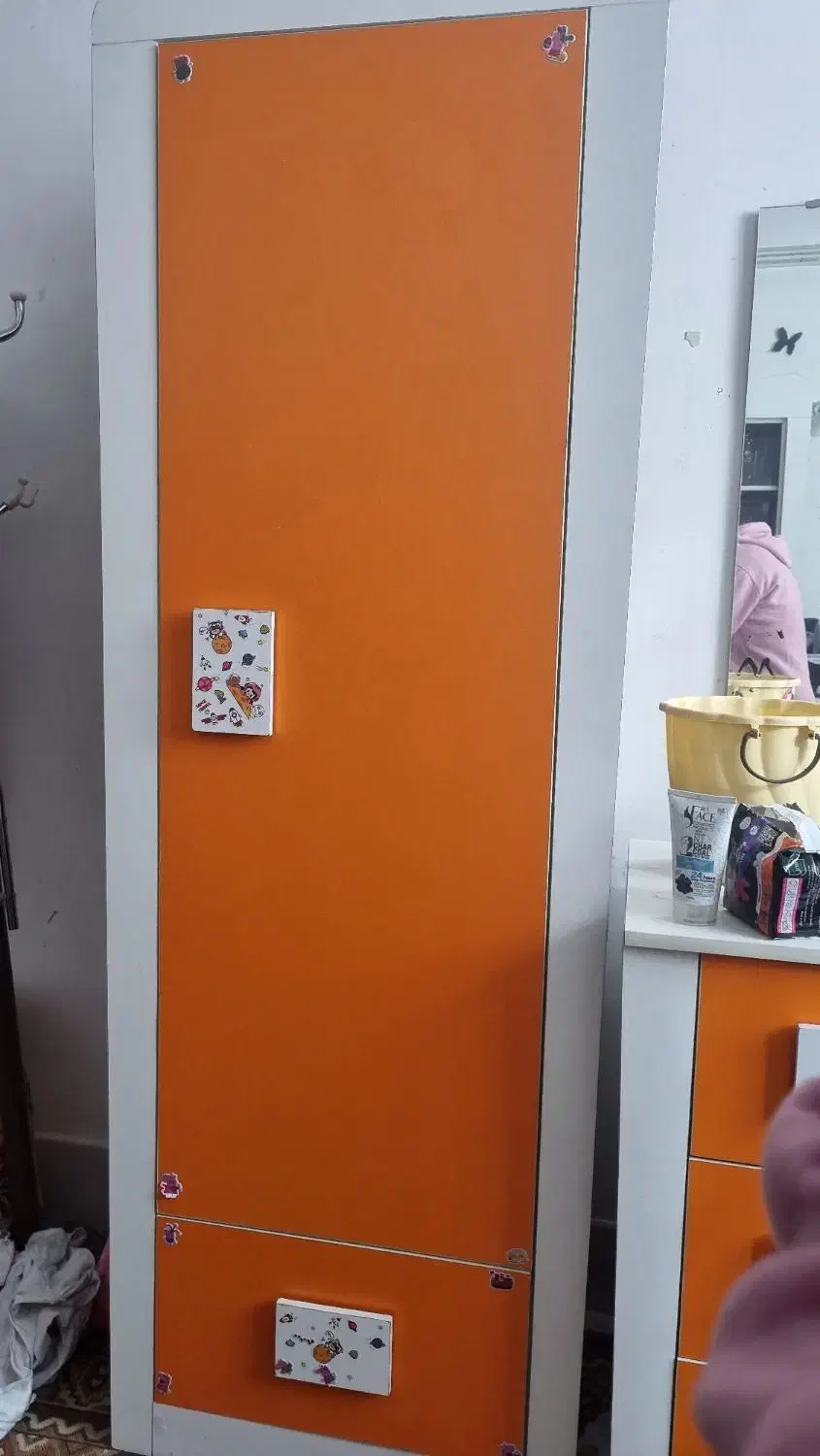 فروش فوری کمد و دراور مخصوص کودک و نوجوان|اسباب و اثاث بچه|لنجان, |دیوار