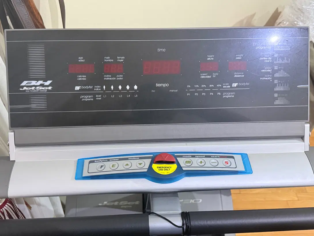 تردمیل Bh fitness jet set s30 اسپانیایی|تجهیزات ورزشی|تهران, کاشانک|دیوار