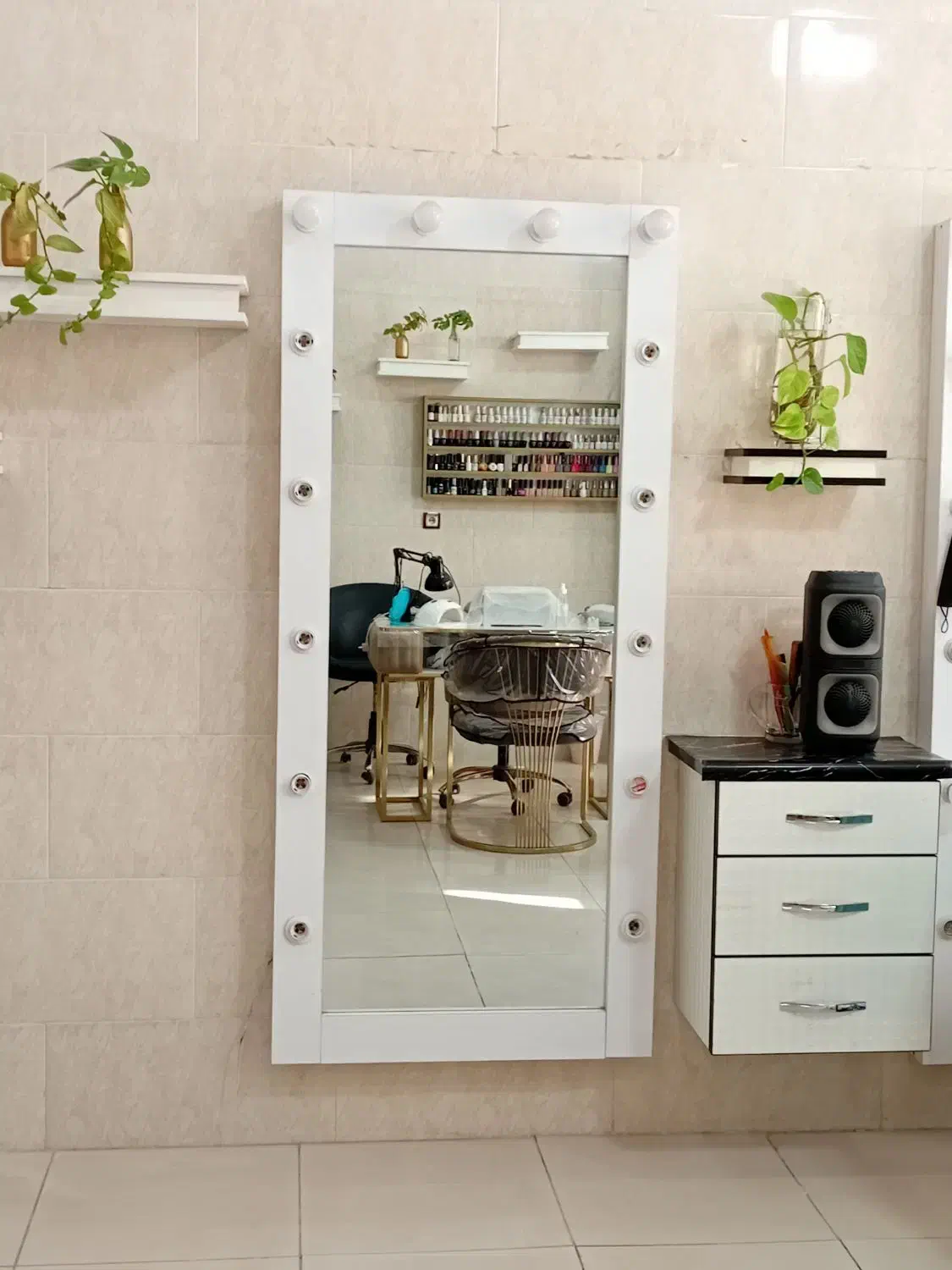 آینه قدی|آینه|مرودشت, پشت سایپا‎|دیوار