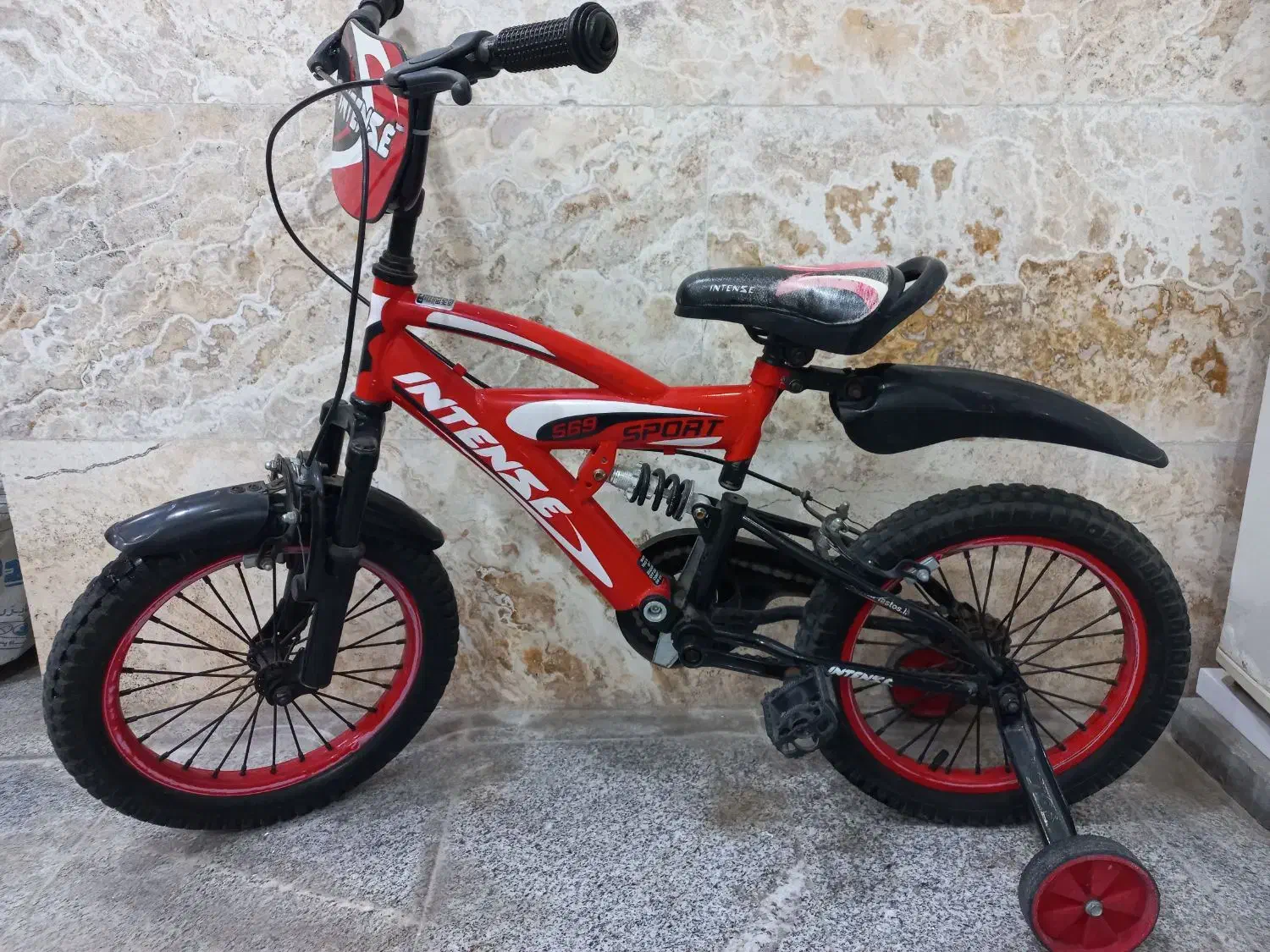 دوچرخه ۱۶|دوچرخه، اسکیت، اسکوتر|رباط‌کریم, رباط‌کریم|دیوار