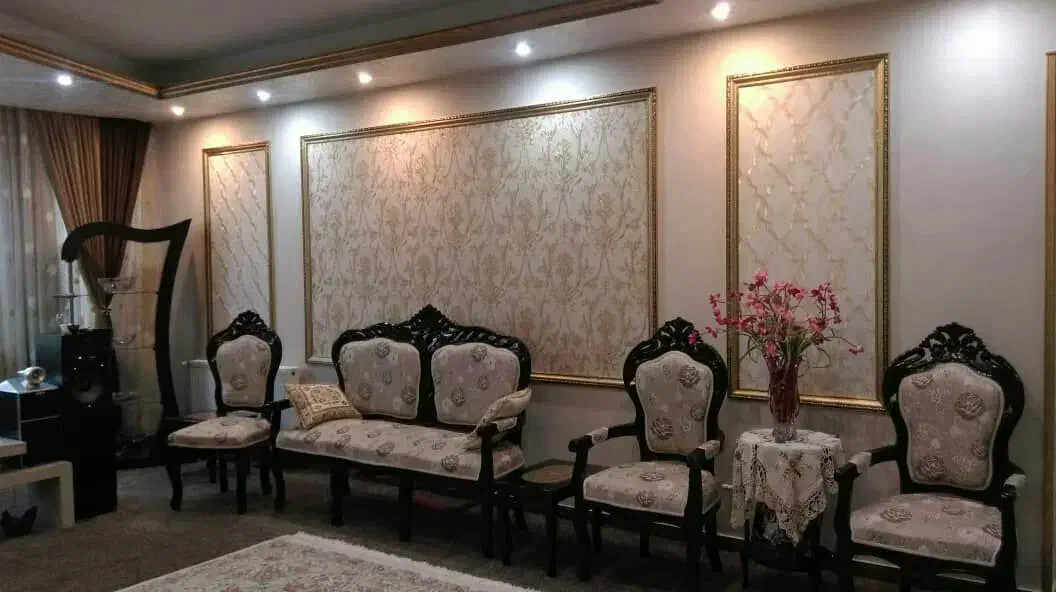 نصاب کاغذ دیواری پوستر برچسب|خدمات پیشه و مهارت|مشهد, یوسفیه (شهرک غرب)|دیوار