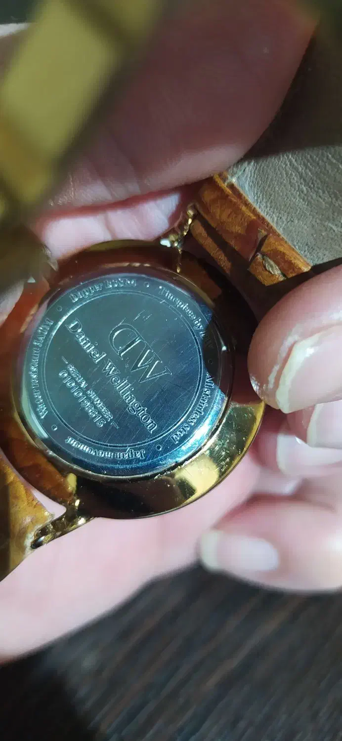 دوعددساعت مچی اصل بشرط مارک معروف دنیل ولینگتون|ساعت|تهران, سازمان برنامه جنوبی|دیوار