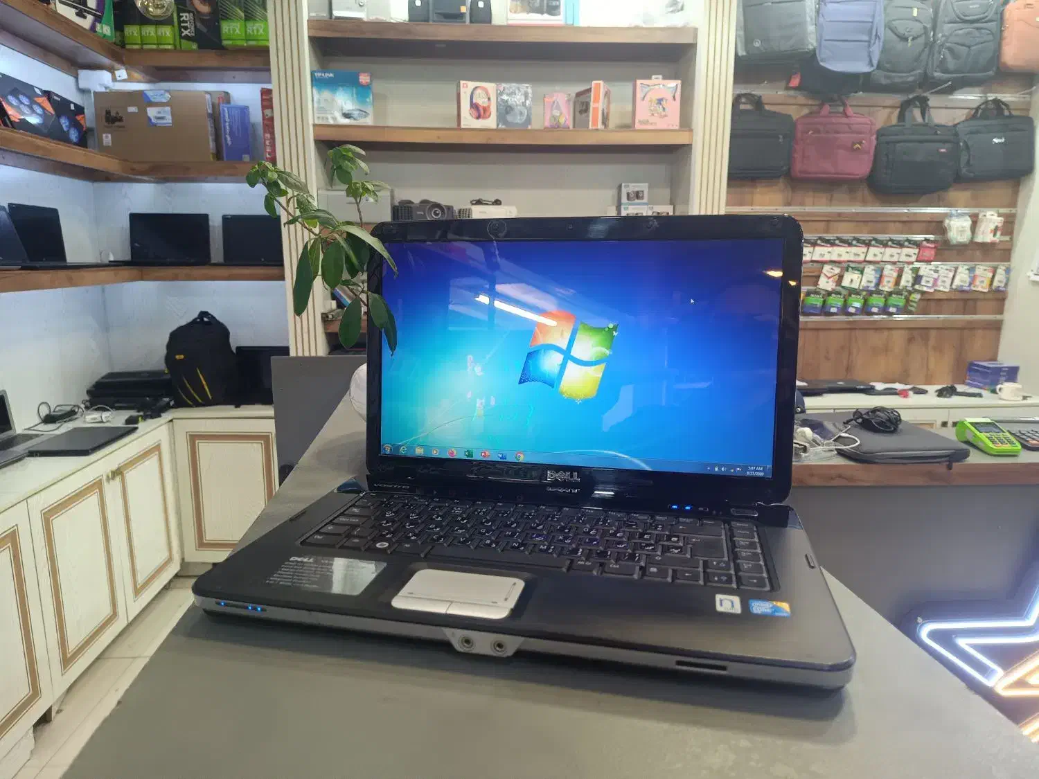 لپتاپ Dell Vostro 1015|رایانه همراه|مشهد, فرهنگیان (شهرک غرب)|دیوار