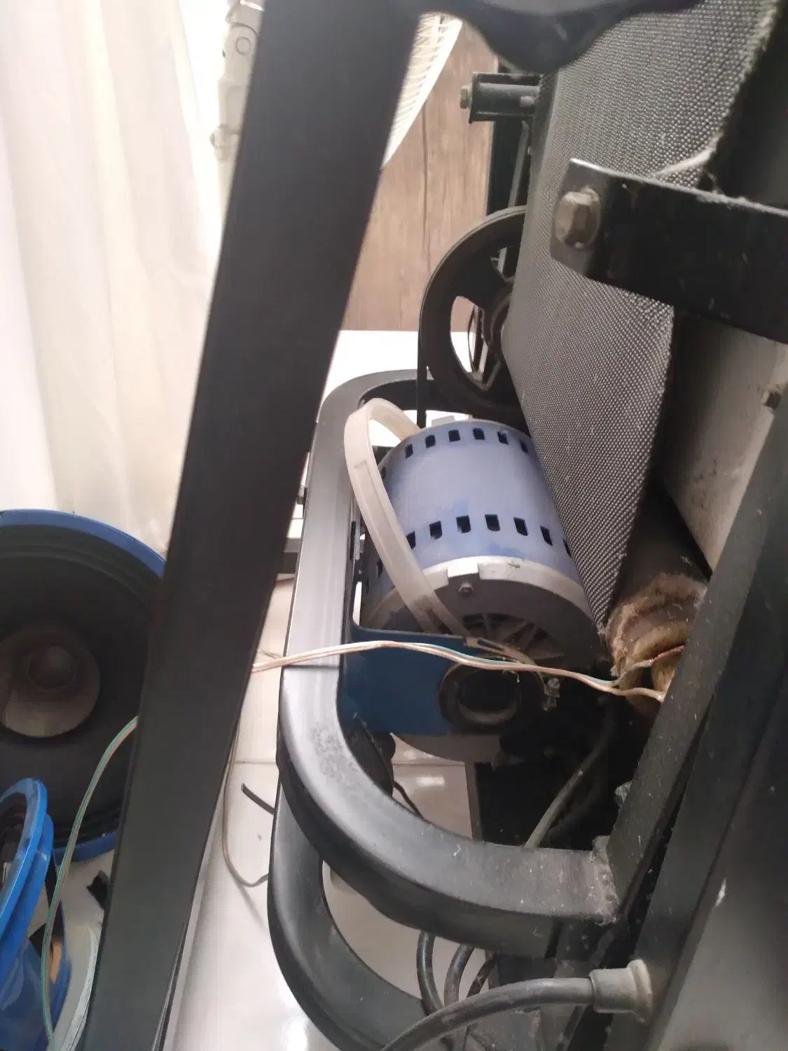 فروش تردمیل دوچرخه ورزشی کارکرده|تجهیزات ورزشی|فردیس, فرامرزیه|دیوار