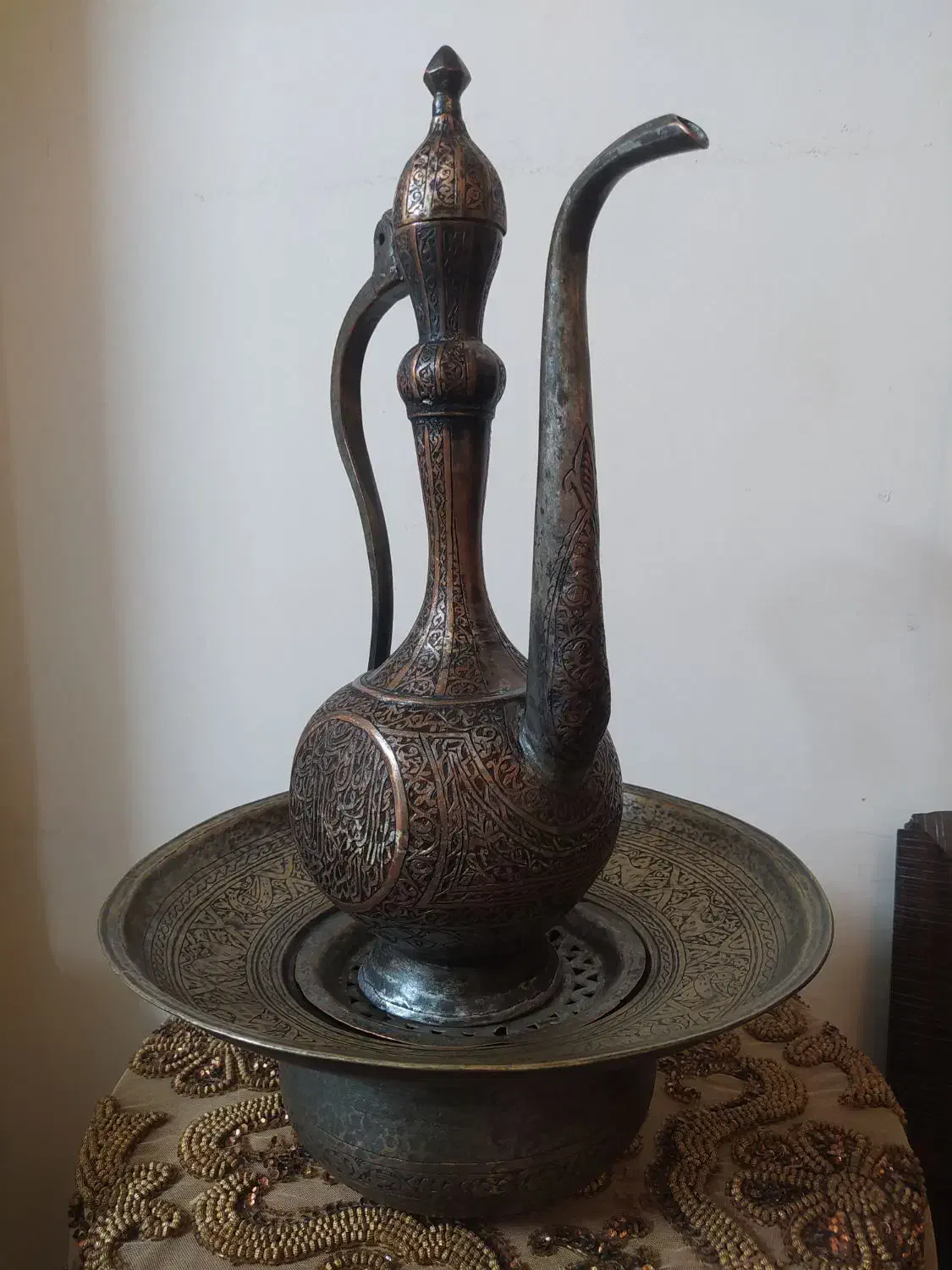 آفتابه لگن مسی تمام قلم قدیمی عتیقه و زیبا|کلکسیون اشیاء عتیقه|تهران, جردن|دیوار