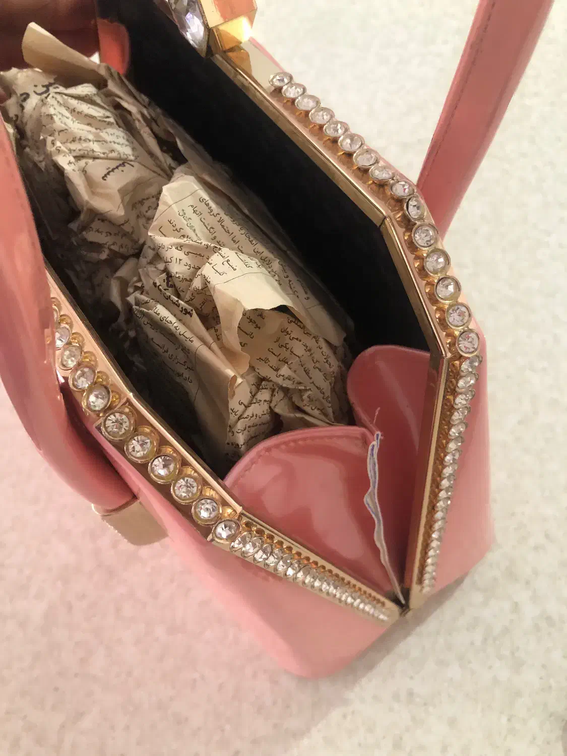 کیف|کیف، کفش، کمربند|بیرجند, |دیوار