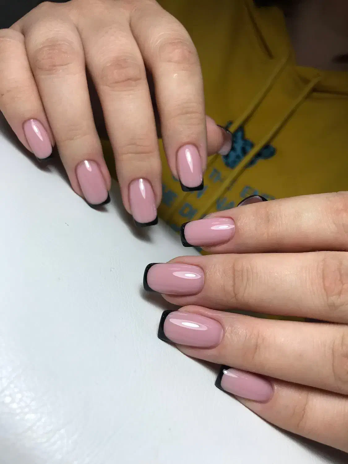 آموزش کاشت ناخن ومیکروابرووپدیکورپاو..|خدمات آرایشگری و زیبایی|قائمشهر, |دیوار