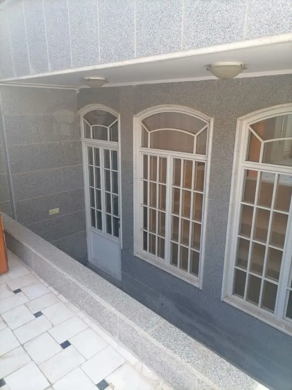 زیر زمین گلخانه ای تمیز و بزرگ و پر نور|اجارهٔ خانه و ویلا|قم, سراجه (۱۵ خرداد)|دیوار