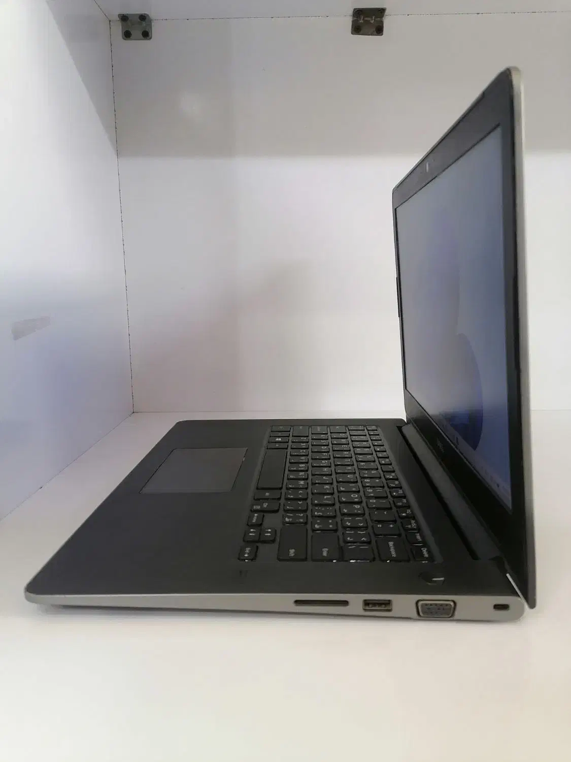 لپتاپ دل i5 نسل 7 رم 8 هارد 256SSDگرافیکدار|رایانه همراه|شیراز, فرگاز|دیوار