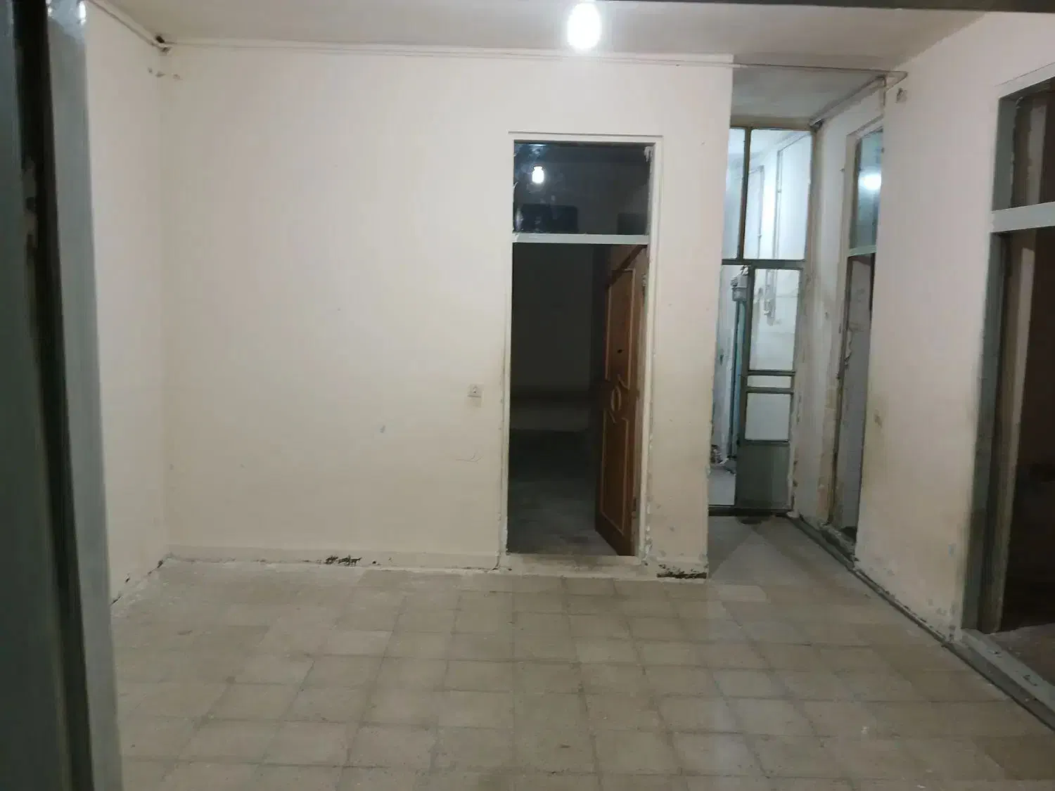 رهن و اجاره ویلایی 200 متری پشت بازار|اجارهٔ خانه و ویلا|خرم‌آباد, |دیوار