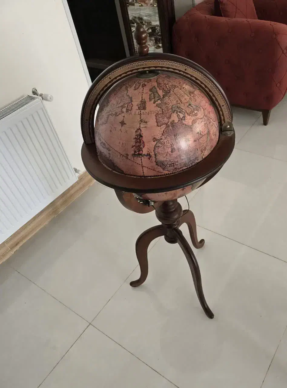 فروش مقداری لوازم خانگی|مبلمان خانگی و میز عسلی|شاهینشهر, خبرنگار|دیوار