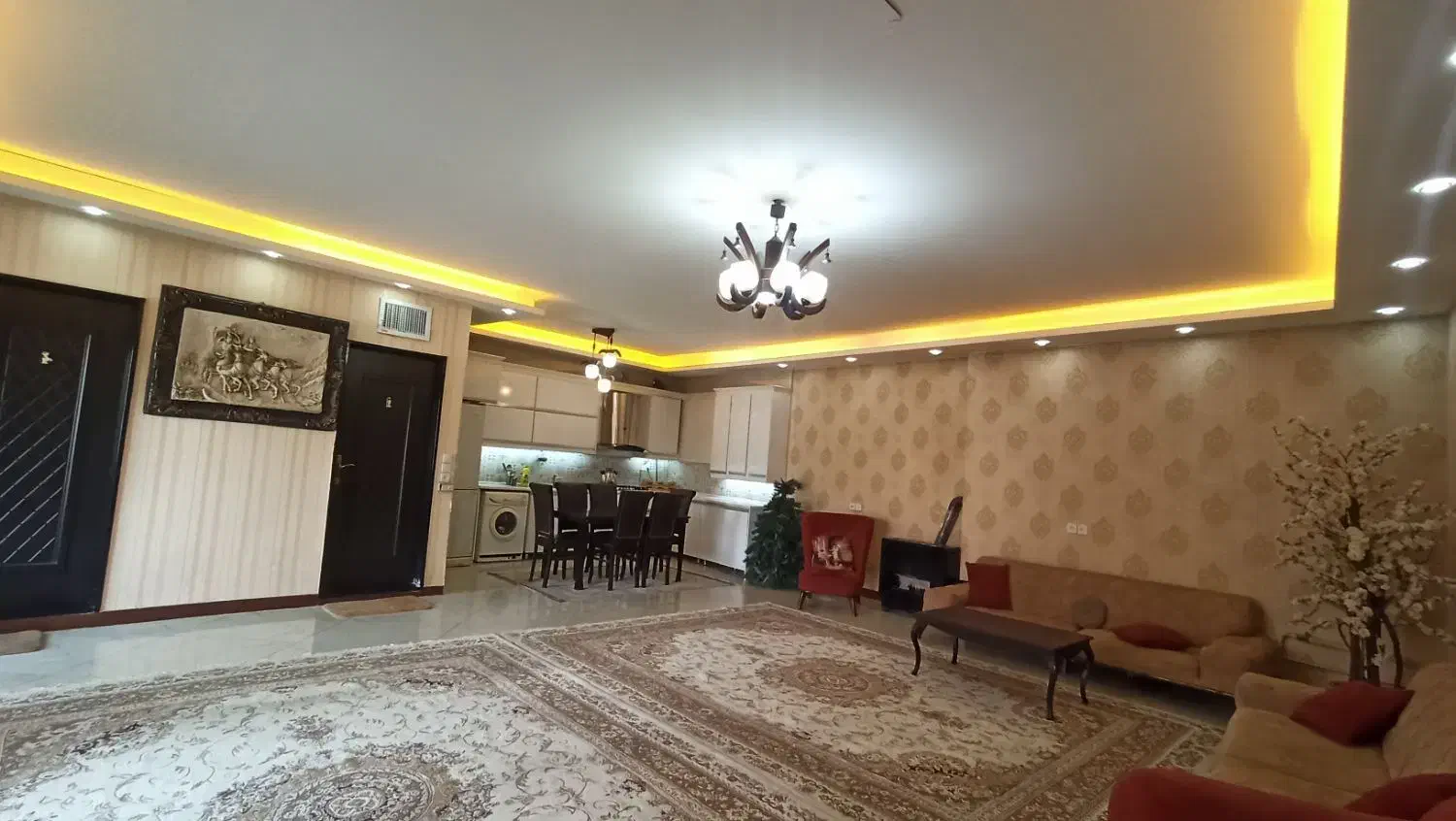 ویلا استخردار دوبلکس|اجارهٔ کوتاهمدت ویلا و باغ|کرمانشاه, |دیوار