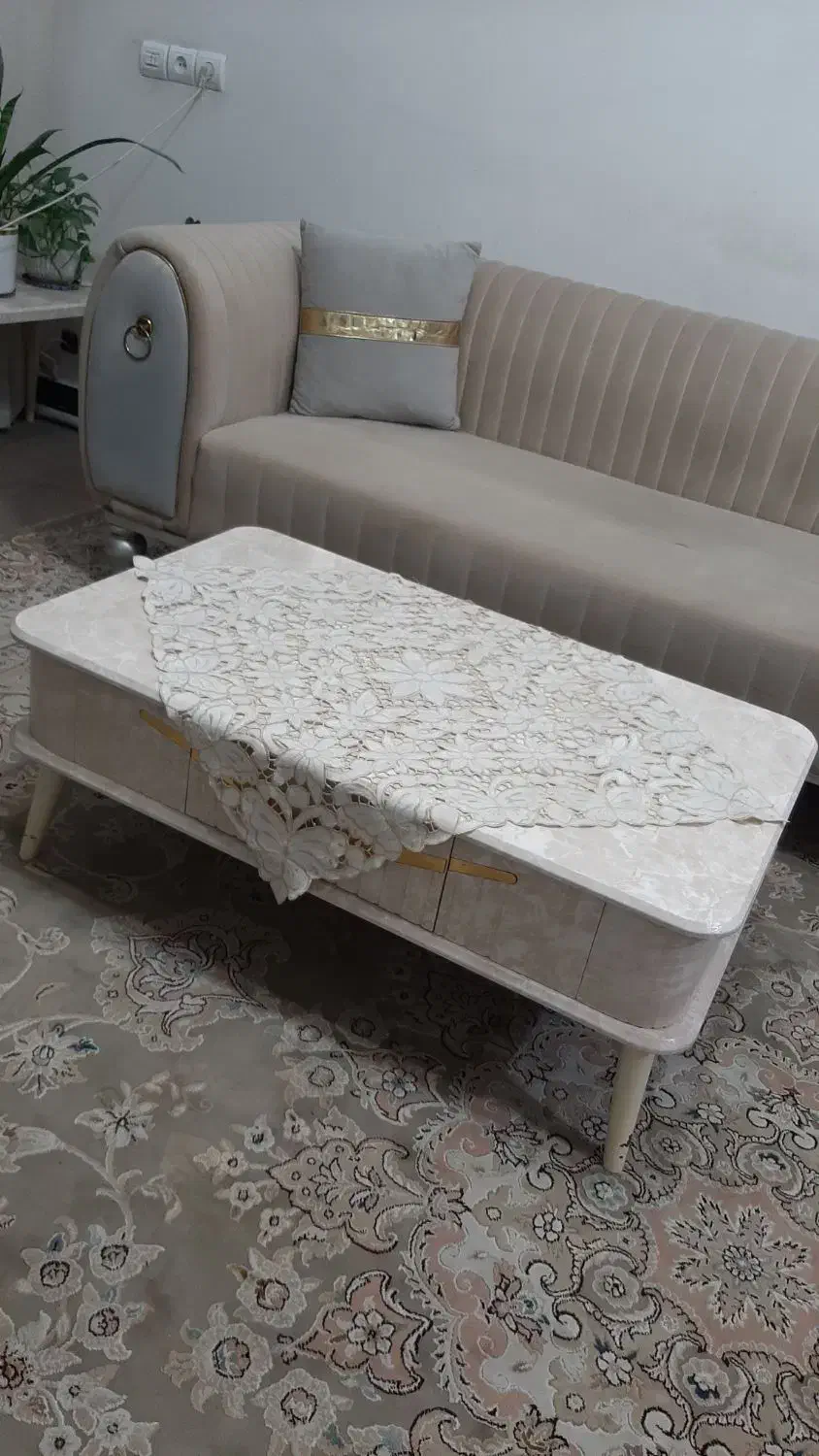 میز عسلی|مبلمان خانگی و میز عسلی|رباطکریم, آدران|دیوار