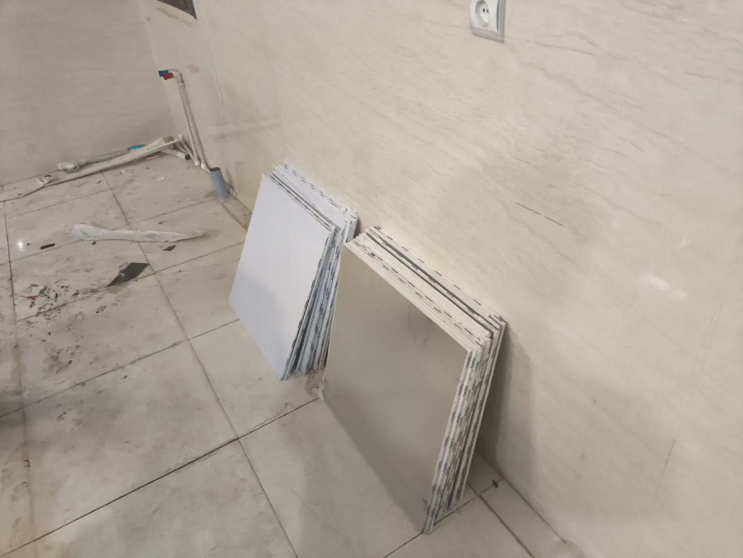 فروش تعدای تایل سقف سبک ۱۱ متر نو|مصالح و تجهیزات ساختمان|ارزوئیه, |دیوار