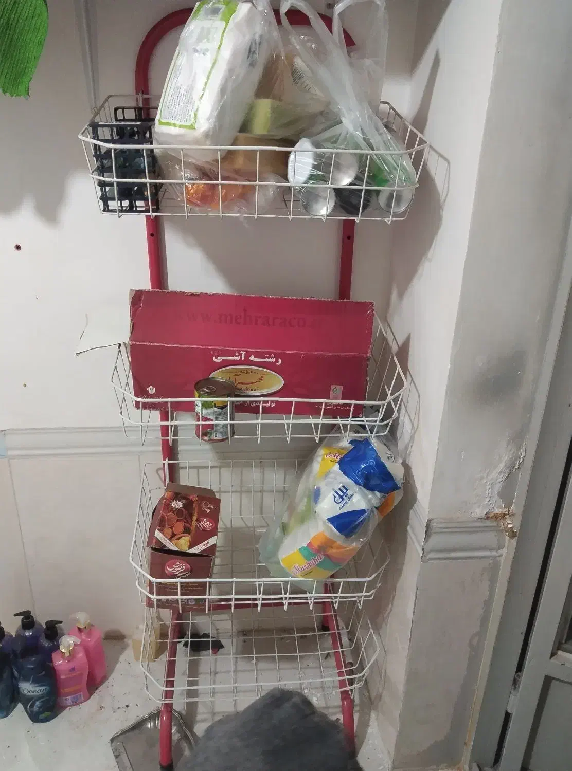 صندلی جک دار و قفسه چیپس پفک|صندلی و نیمکت|اردبیل, |دیوار