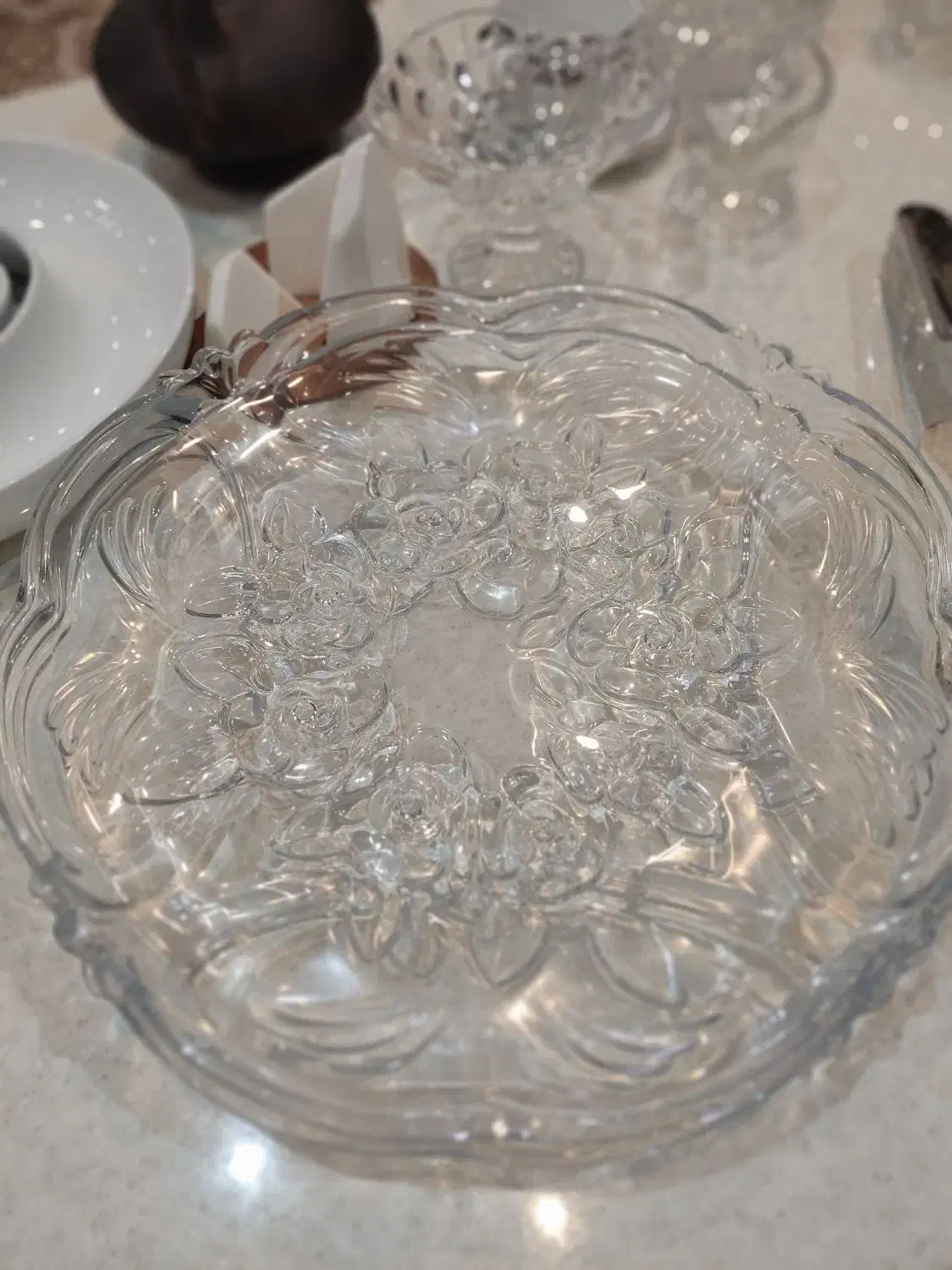 دیس گرد|ظروف سرو و پذیرایی|اندیشه, اندیشه فاز ۳|دیوار