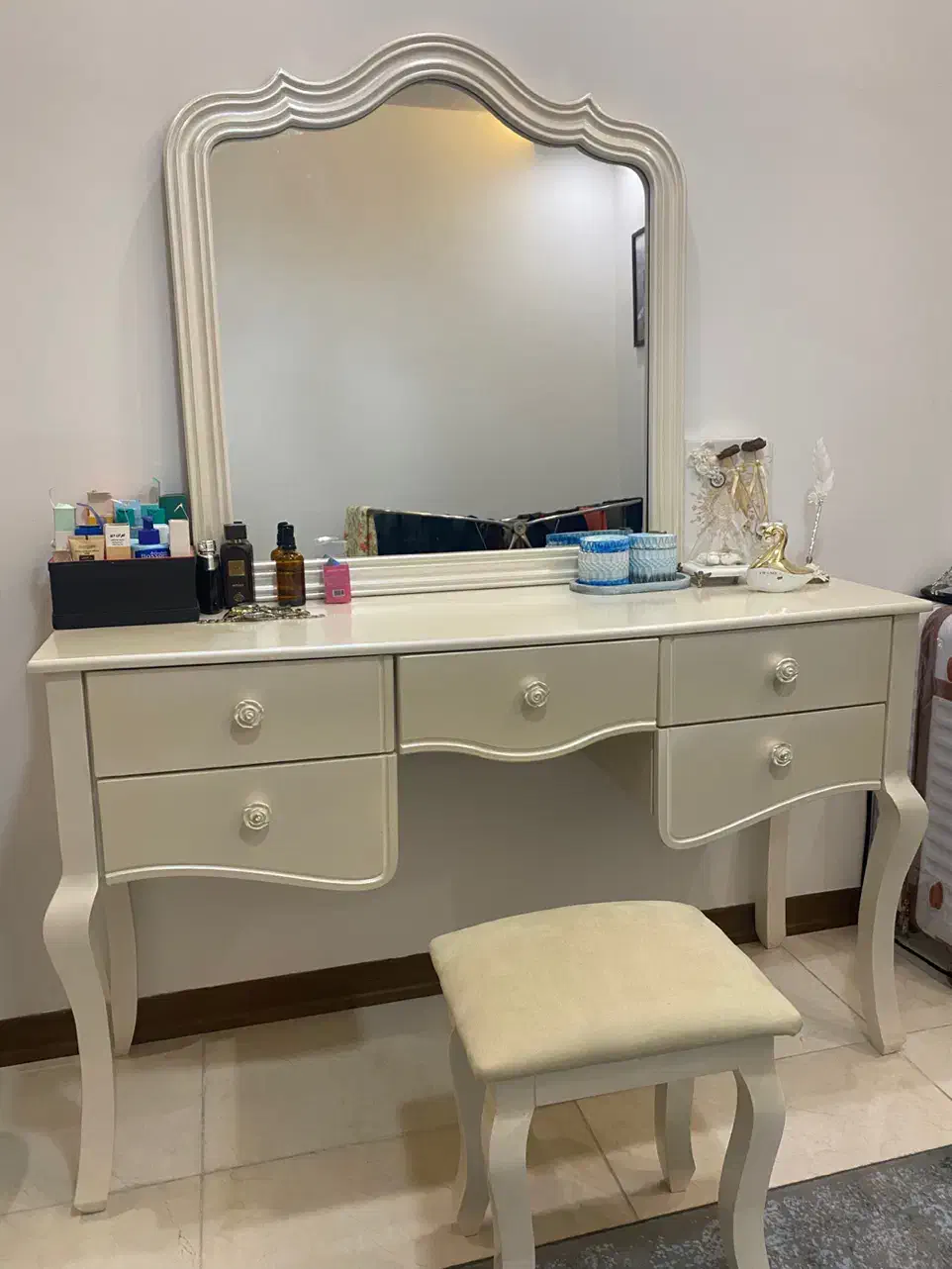 سرویس کامل تخت خواب در حدنو|تخت و سرویس خواب|رشت, یخسازی|دیوار