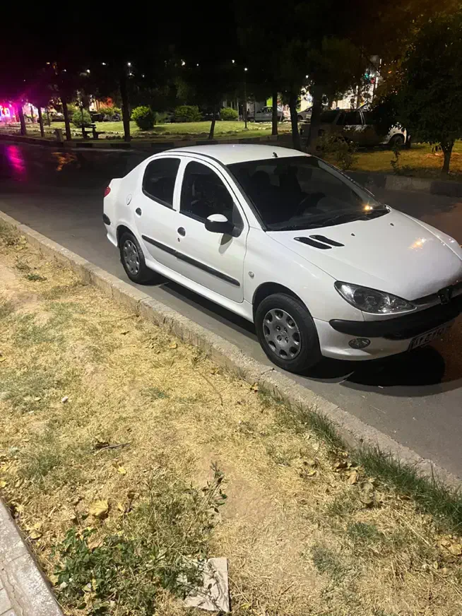 206tu5|خودرو سواری و وانت|شیراز, بهارستان|دیوار