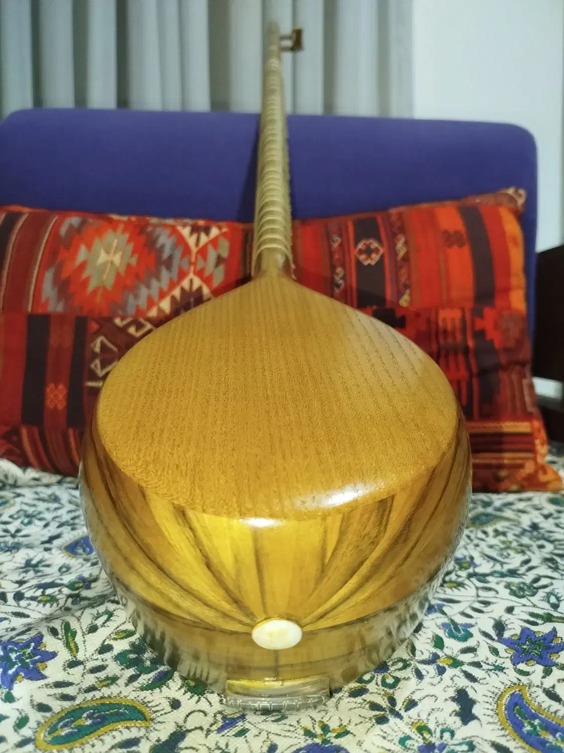 سه‌ تار|سازهای سنتی|رشت, دیانتی|دیوار