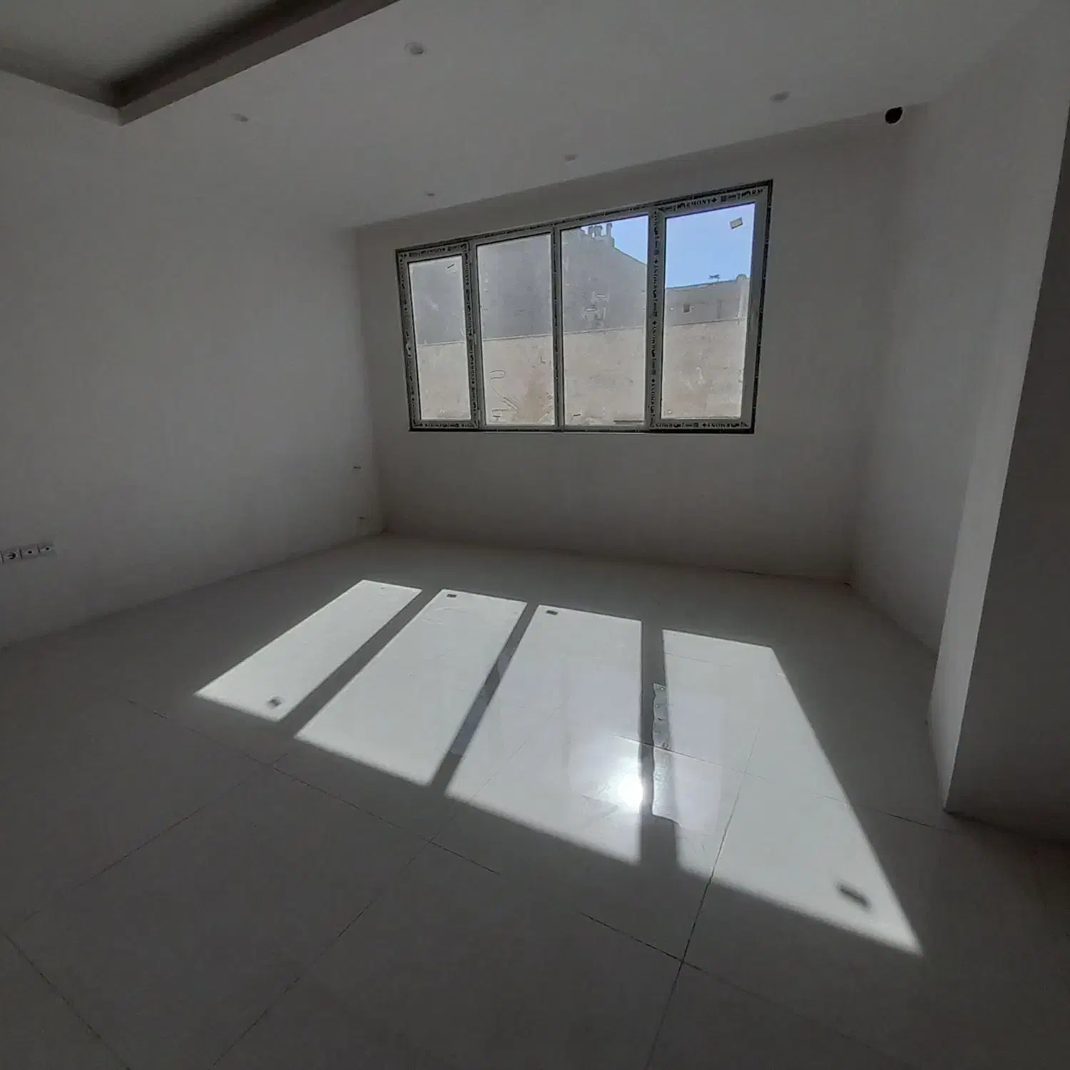 ۱۰۷متری بعثت زراعی رزکان واریان بنفشه فردیس کرج|فروش آپارتمان|مشکیندشت, |دیوار