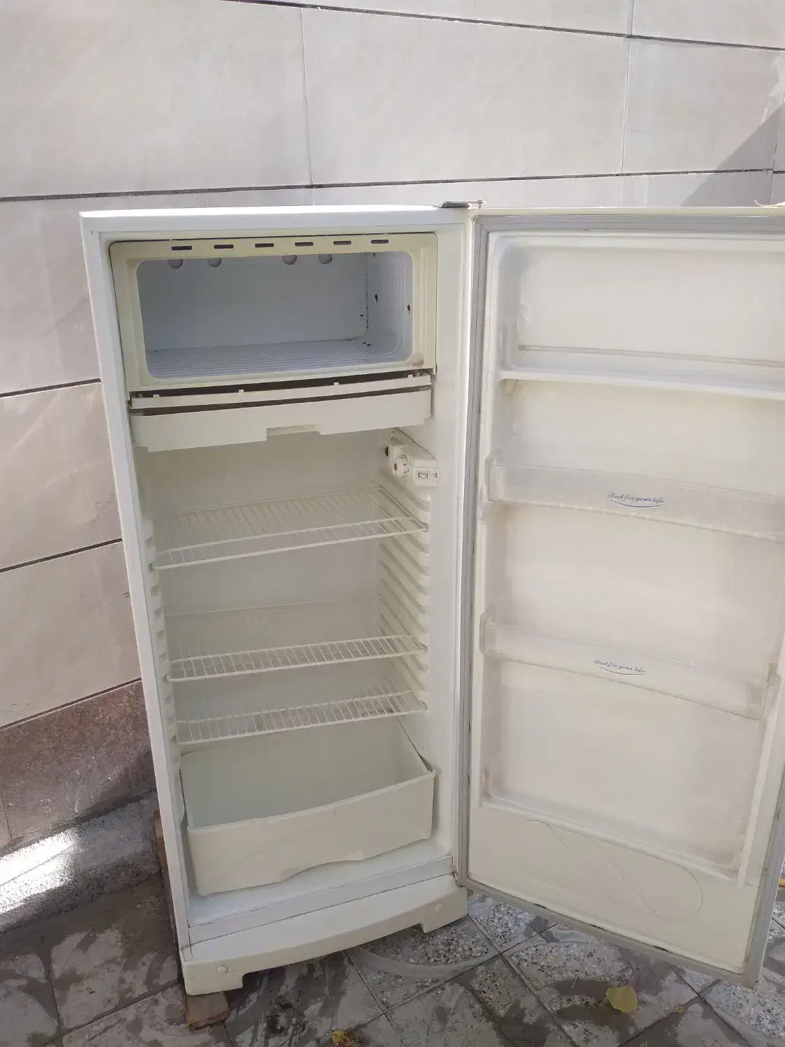 دوعدد یخچال سالم به شرط موتور سالم|یخچال و فریزر|درگزین, |دیوار