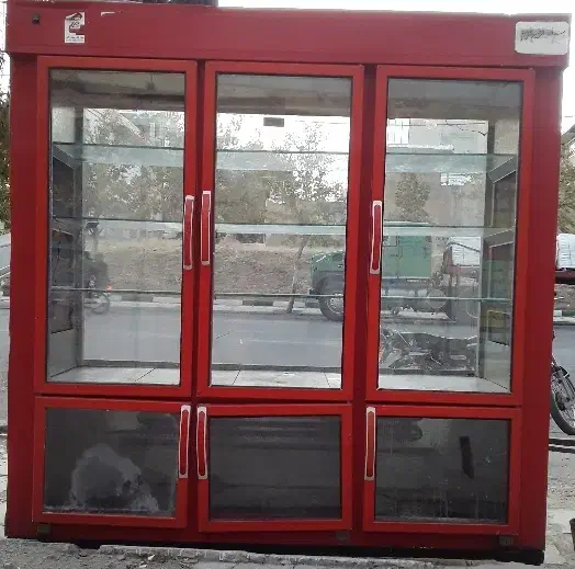 یخچال دو طرف نما|فروشگاه و مغازه|بروجرد, |دیوار