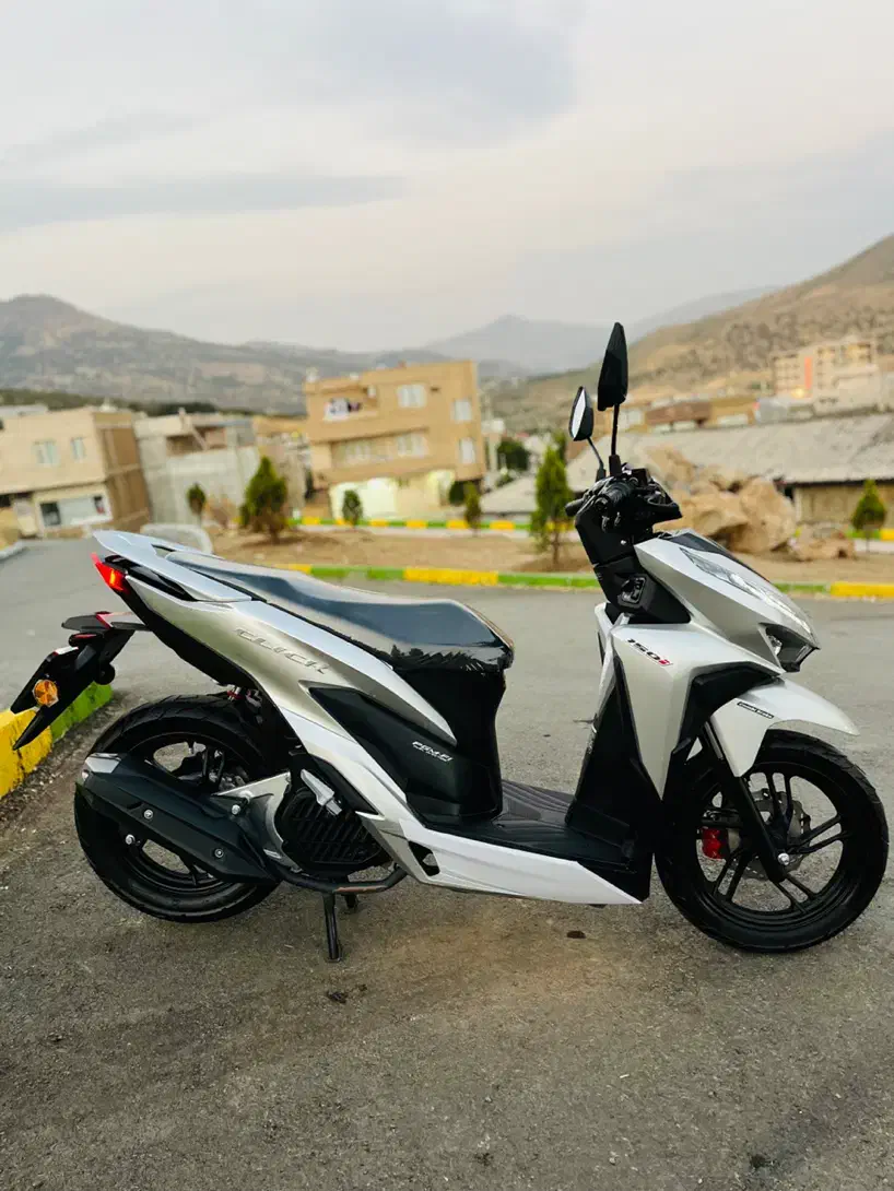 کلیک 150 تیتانیوم|موتورسیکلت|بانه, |دیوار