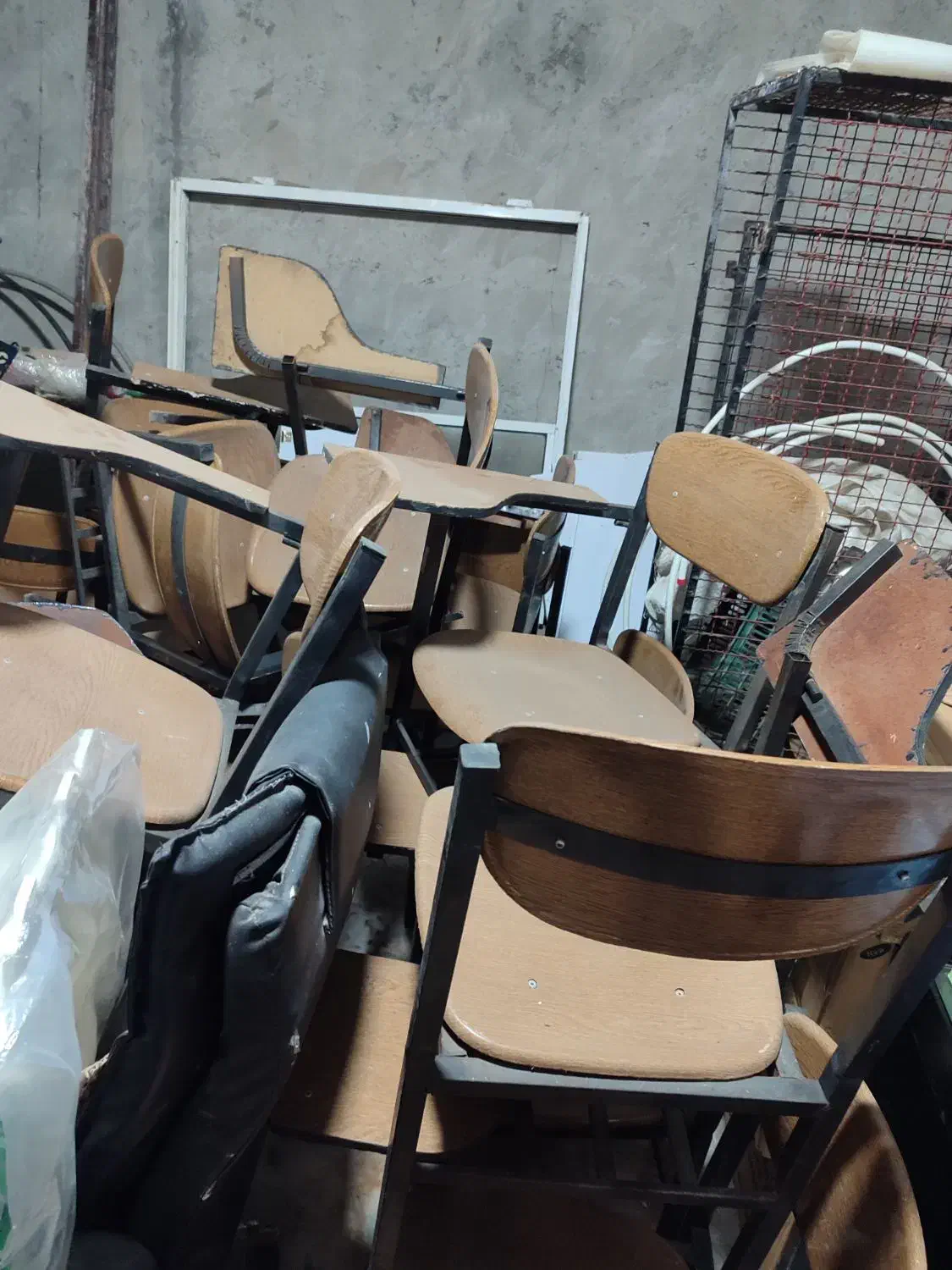 میزو صندلی و یخچال|مبلمان اداری|خمام, |دیوار