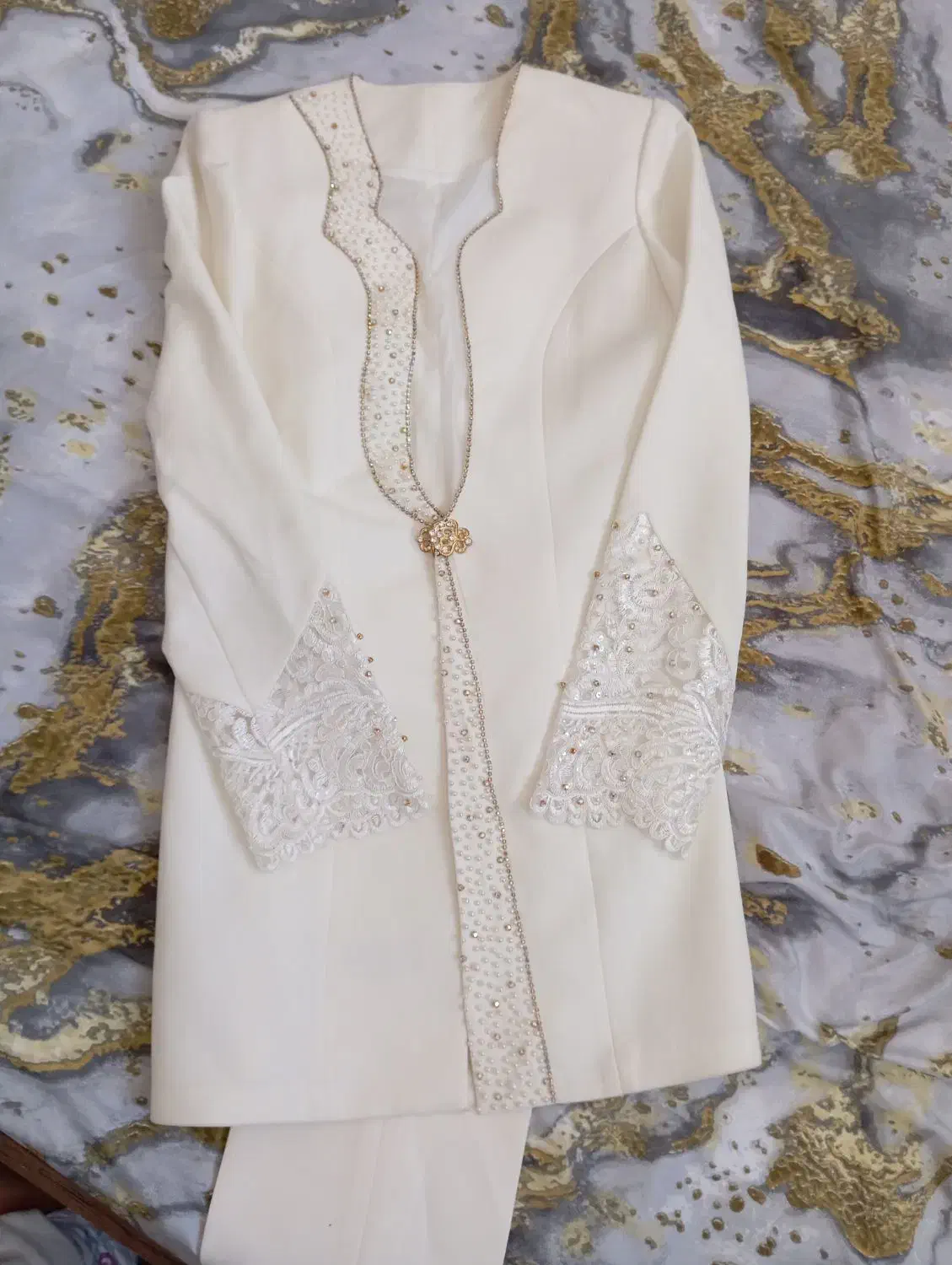 لباس مجلسی|لباس|صفادشت, |دیوار