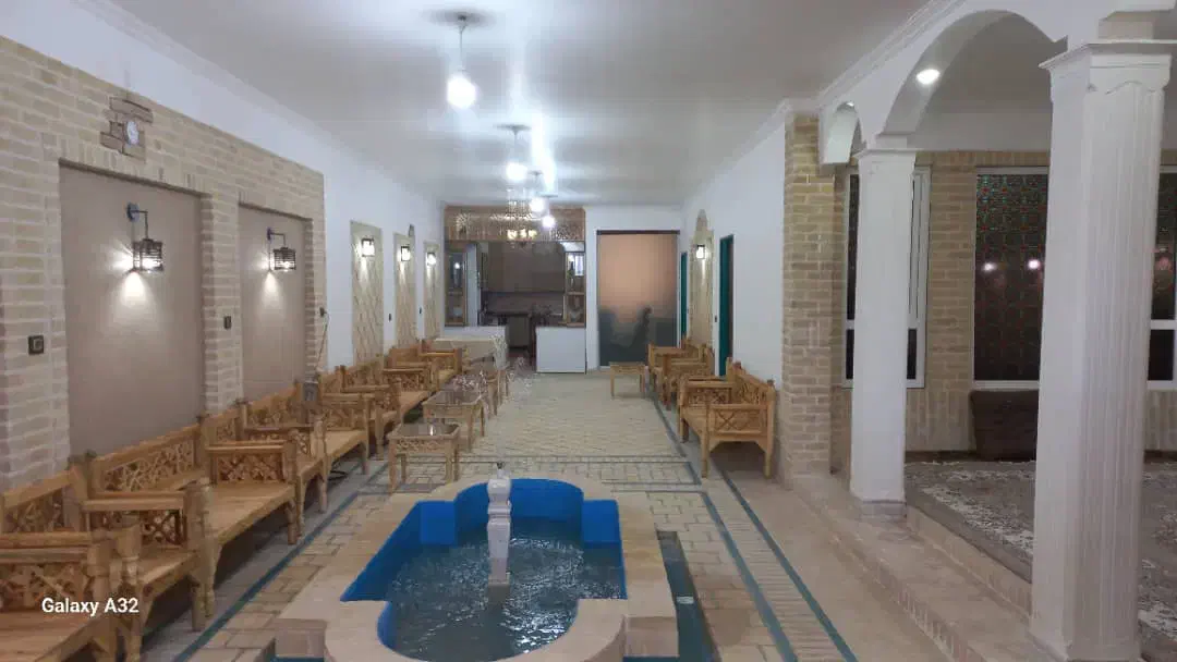 باغ ویلاحسین ابادریسمانی /اجاره روزانه/شبانه|اجارهٔ کوتاه‌مدت ویلا و باغ|یزد, |دیوار