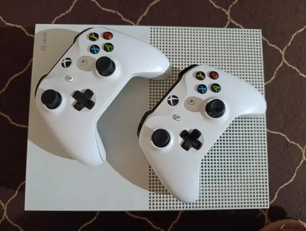 Xbox one s|کنسول، بازی ویدئویی و آنلاین|یزد, |دیوار