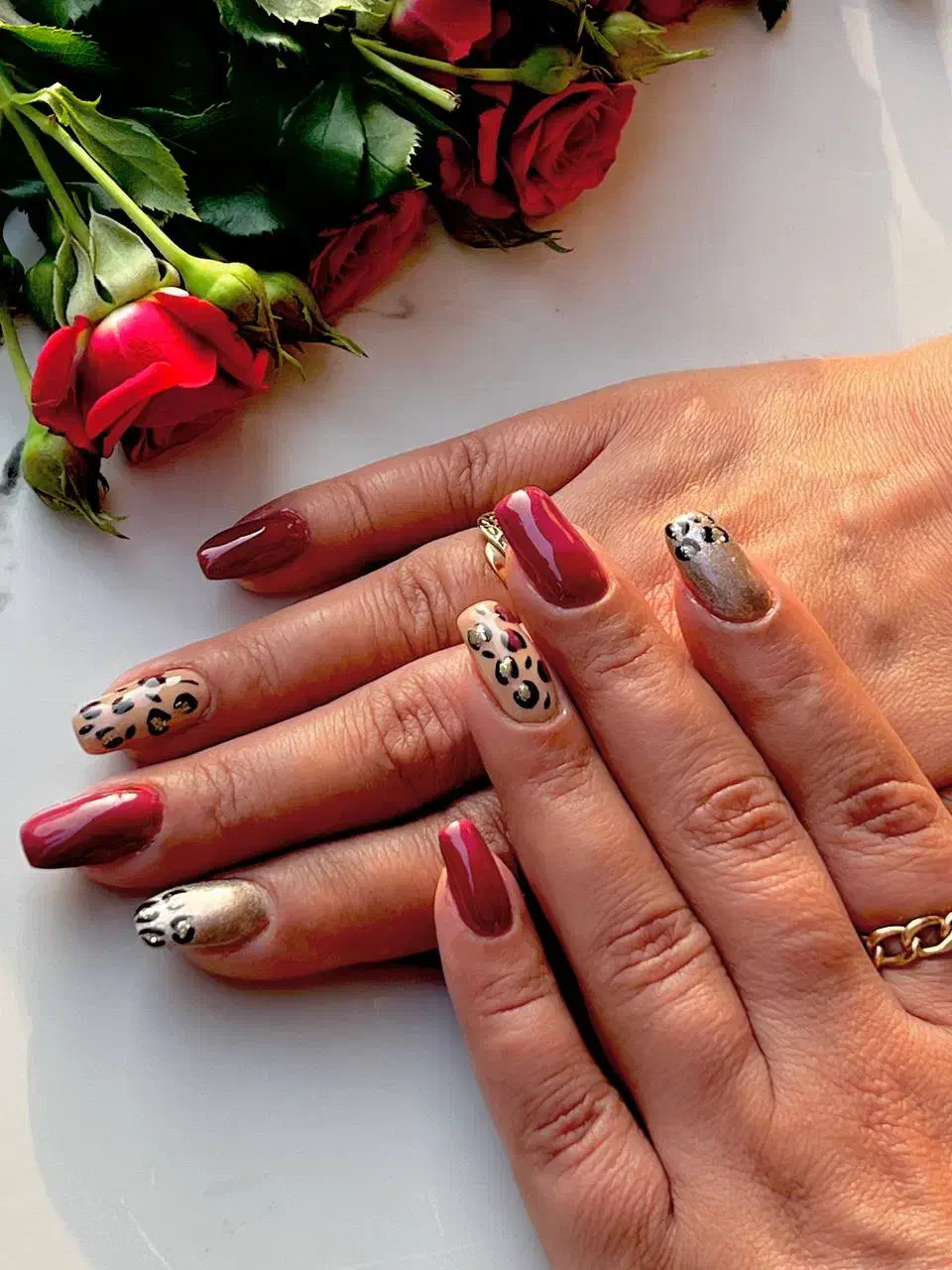 کاشت و ترمیم ناخن|خدمات آرایشگری و زیبایی|صومعهسرا, |دیوار