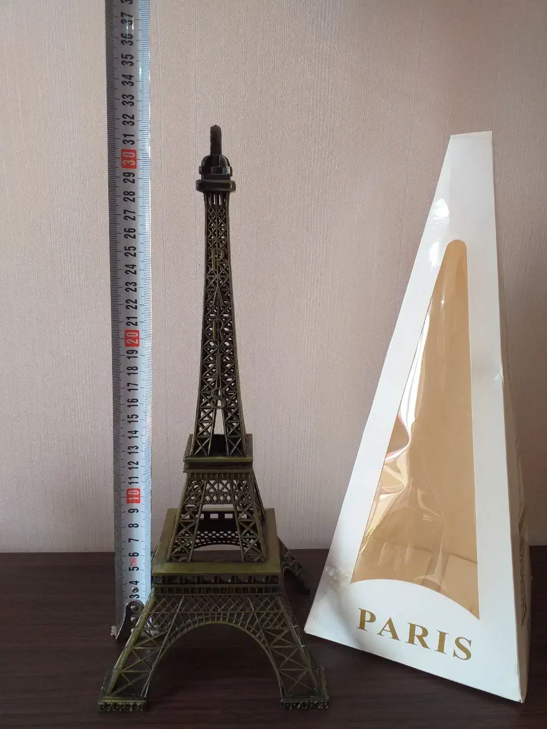 ماکت برج ایفل فلزی همراه جعبه|کلکسیون و سرگرمی|تهران, صادقیه|دیوار