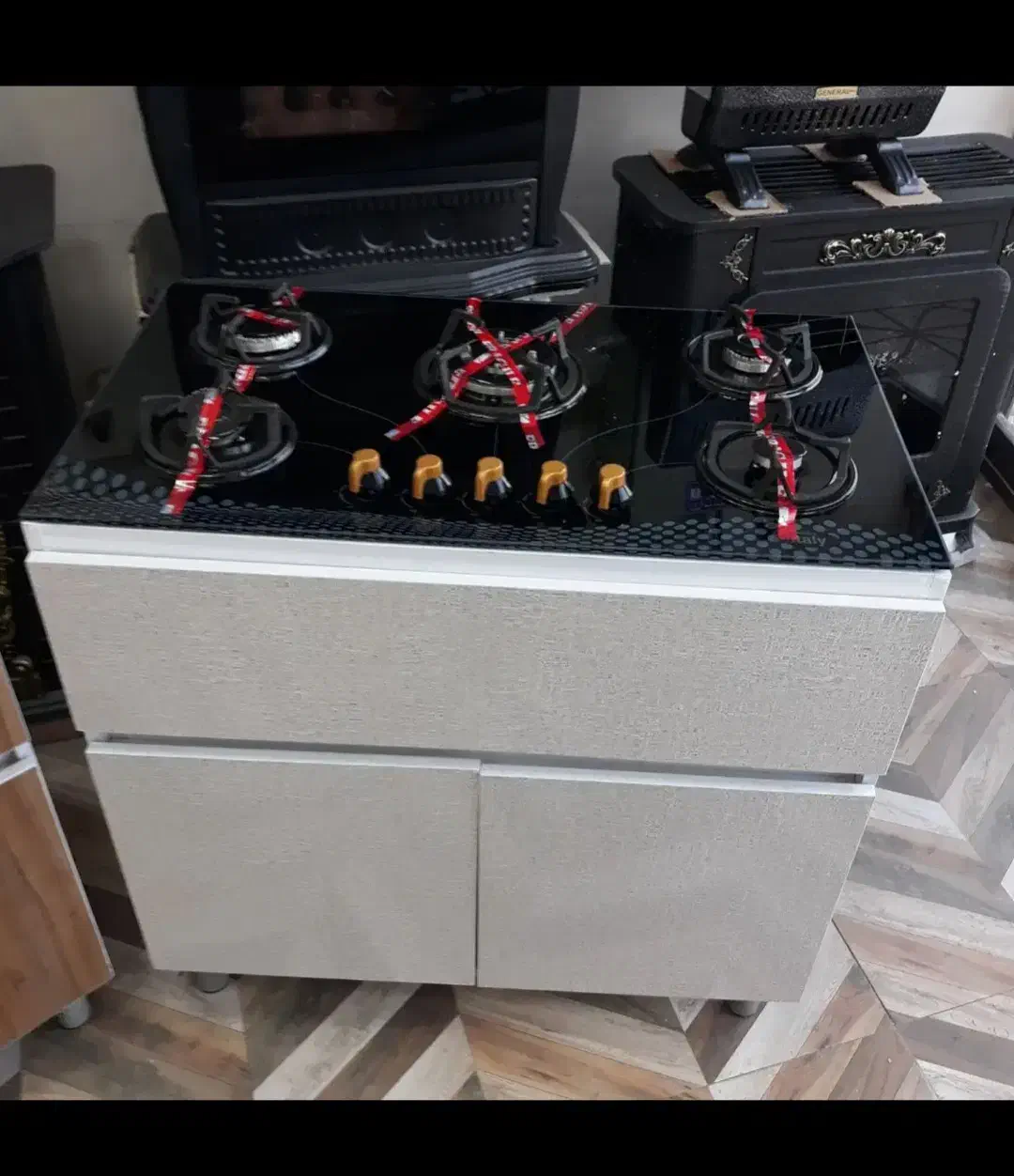 اجاق گاز جادار دستگیره مخفی کیفیت درجه۱|اجاق گاز و لوازم برقی پختوپز|تهران, طرشت|دیوار