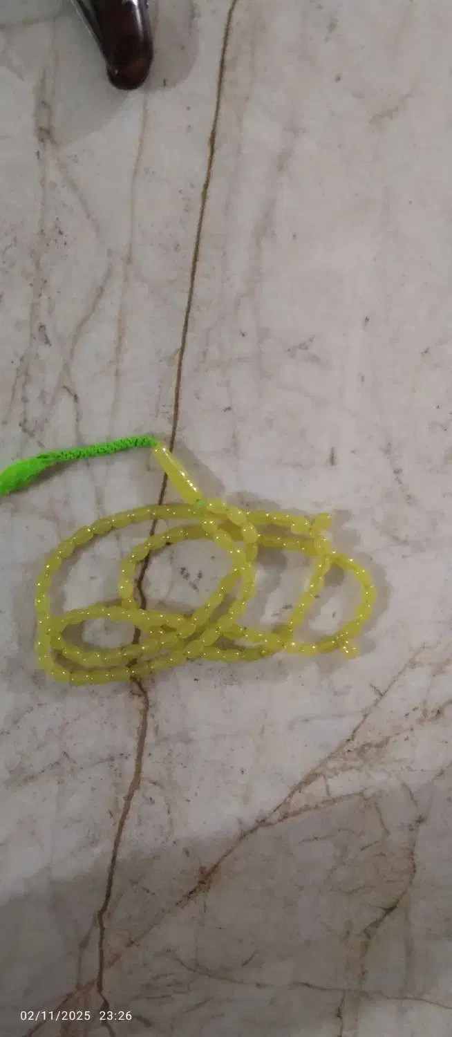 تسبیح و چاقو قدیمی|کلکسیون اشیاء عتیقه|فامنین, |دیوار