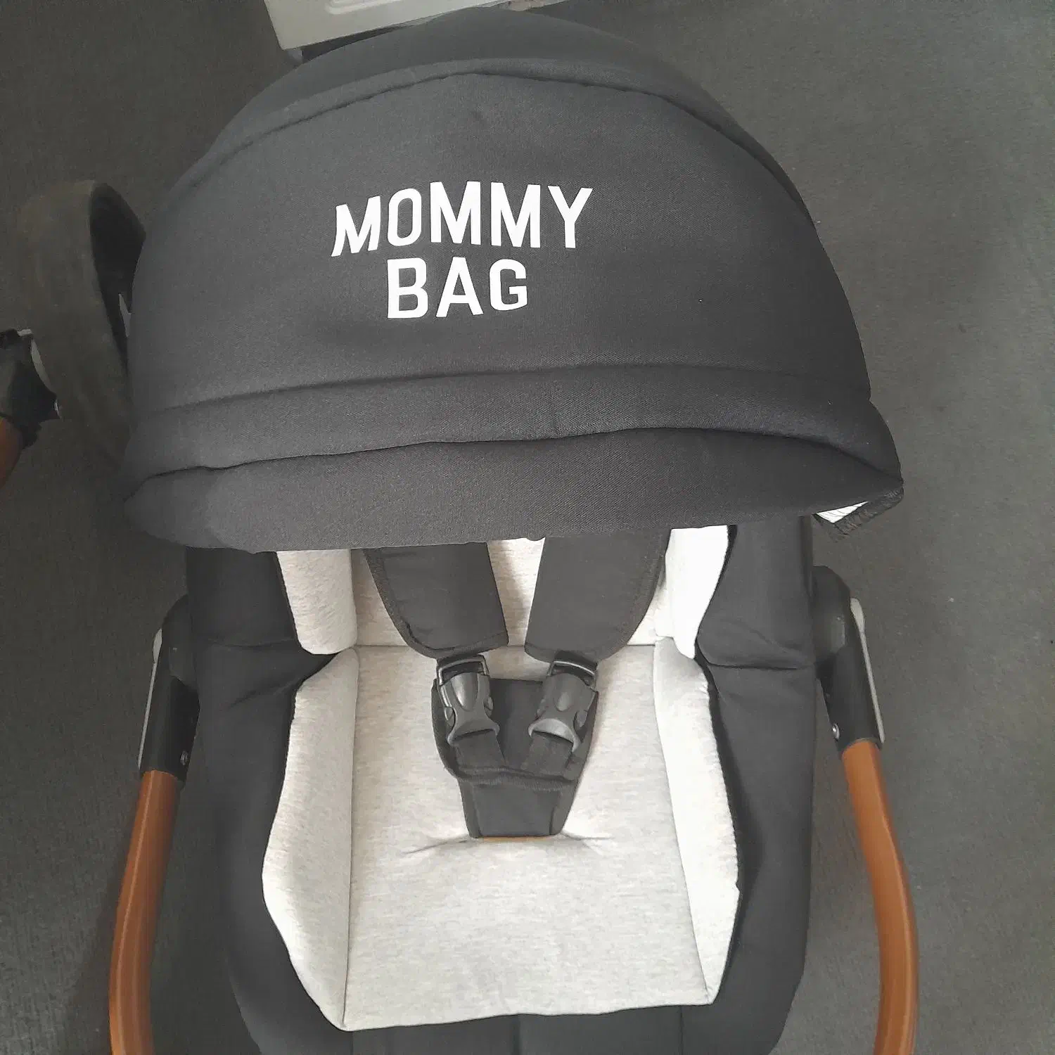 کالسکه کریر درحدنو|کالسکه و لوازم جانبی|تهران, شهرک طالقانی|دیوار