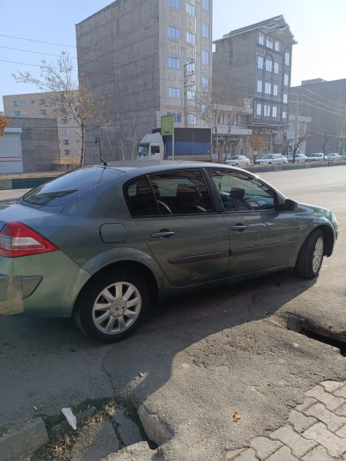 مگان وارداتی فول چهارایربگ اتومات|خودرو سواری و وانت|بستان آباد, |دیوار