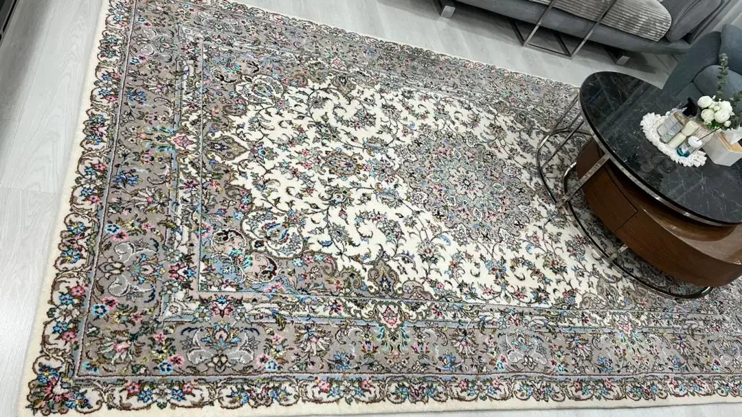 فرش دستبافت کاشان گل ابریشم شور نرفته نو|فرش|تهران, مختاری|دیوار