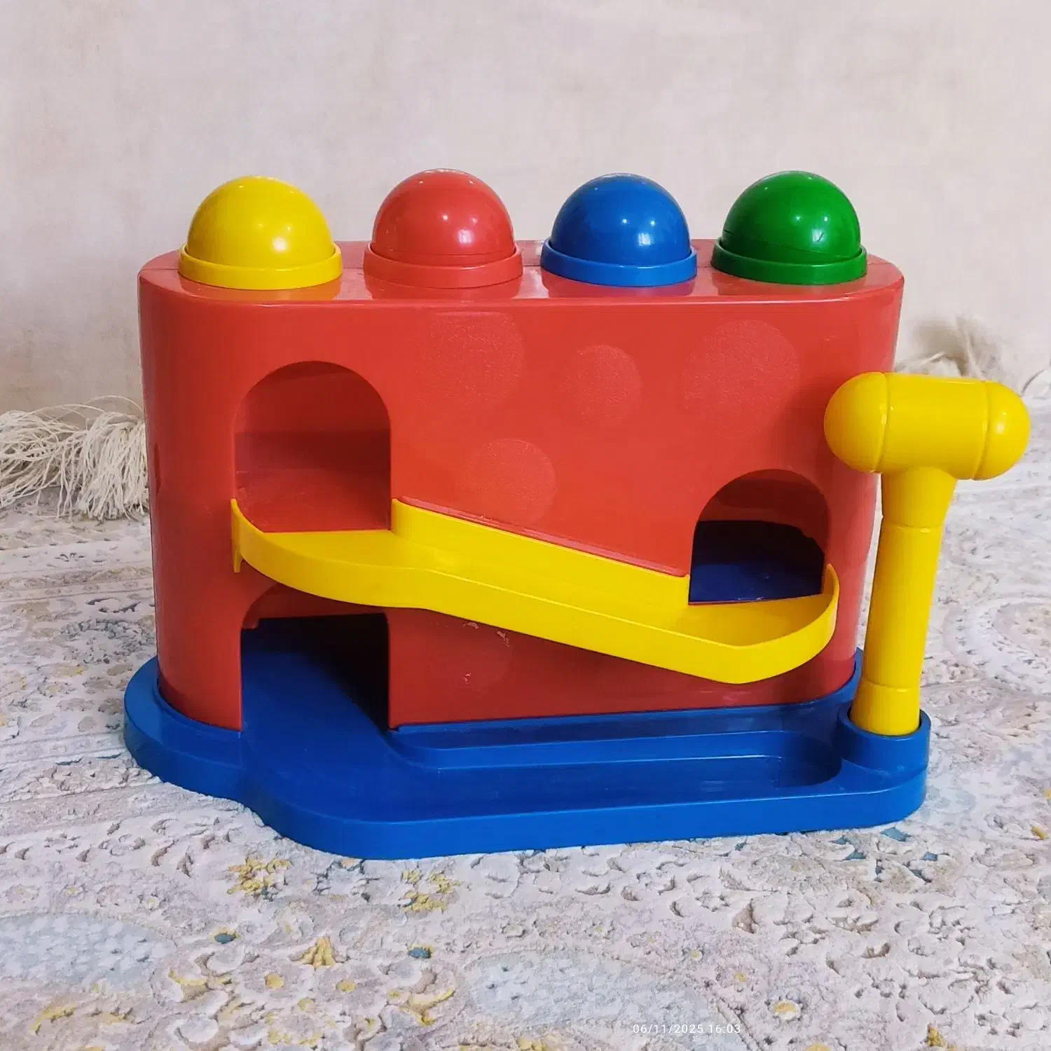 اسباب بازی|اسباب‌بازی بچه|صدرا-فارس, فاز ۱|دیوار