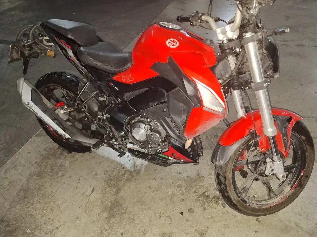 بنلی ۱۸۰|موتورسیکلت|تهران, سنائی|دیوار