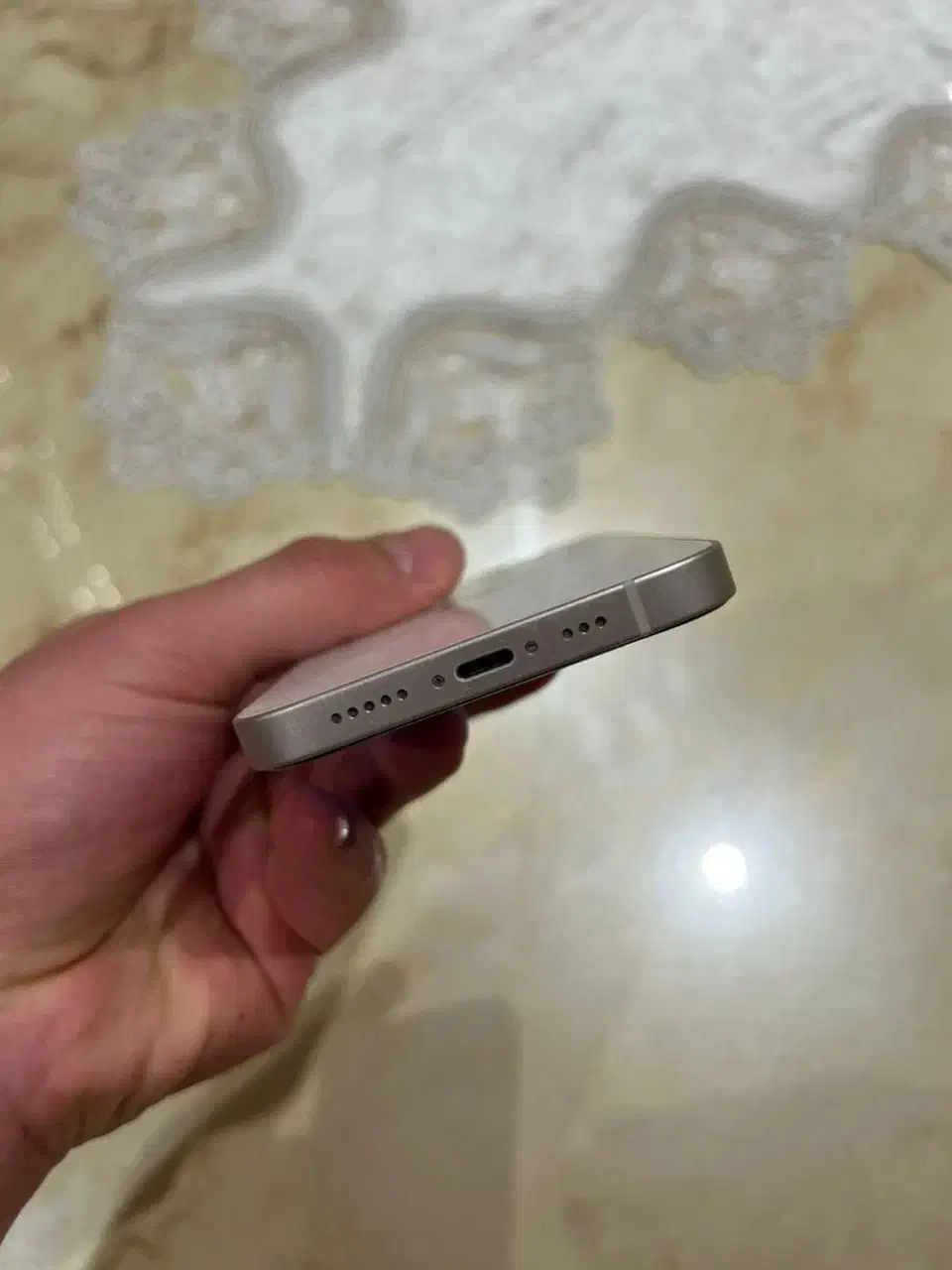 ایفون ۱۳ نرمال ۱۲۸ سفید zaa دو سیم کارت پک اصلی|موبایل|خوی, |دیوار