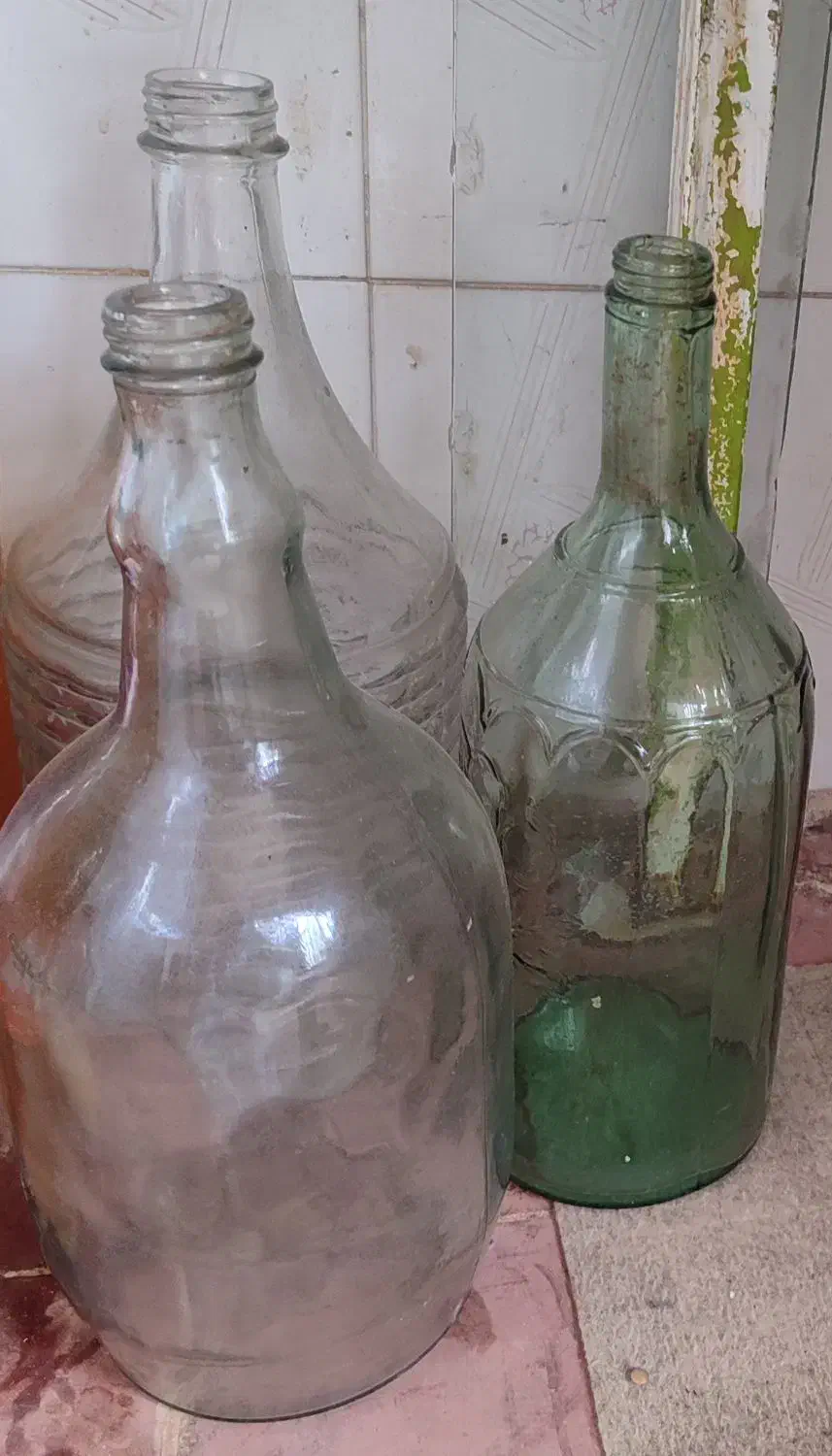 شیشه آبغوره|ظروف نگهدارنده، پلاستیکی، یک‌بارمصرف|فیروزآباد (فارس), |دیوار